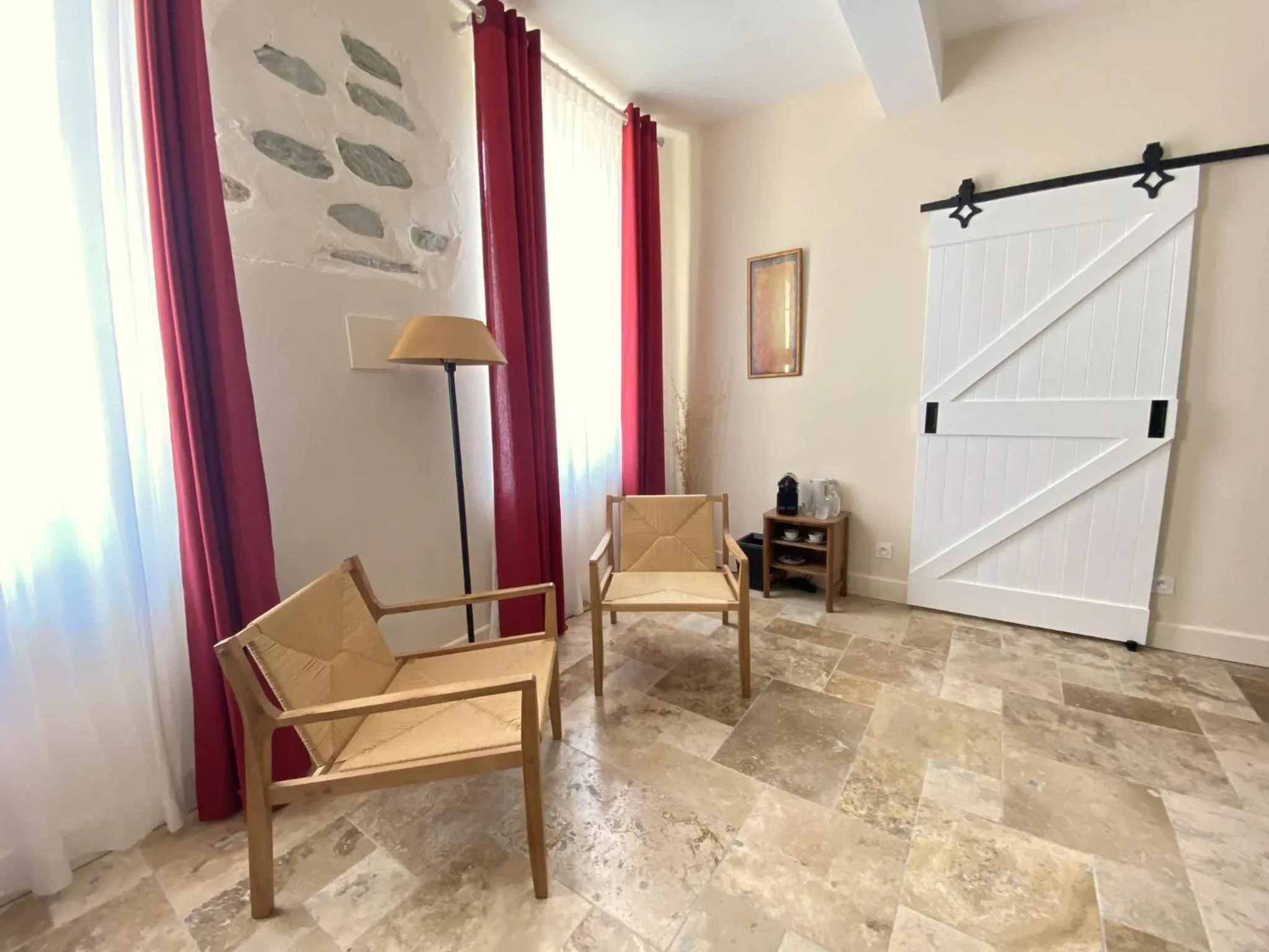 Coffee/tea facilities in Domaine de Lanis - Chambres d'hôtes avec parc et piscine