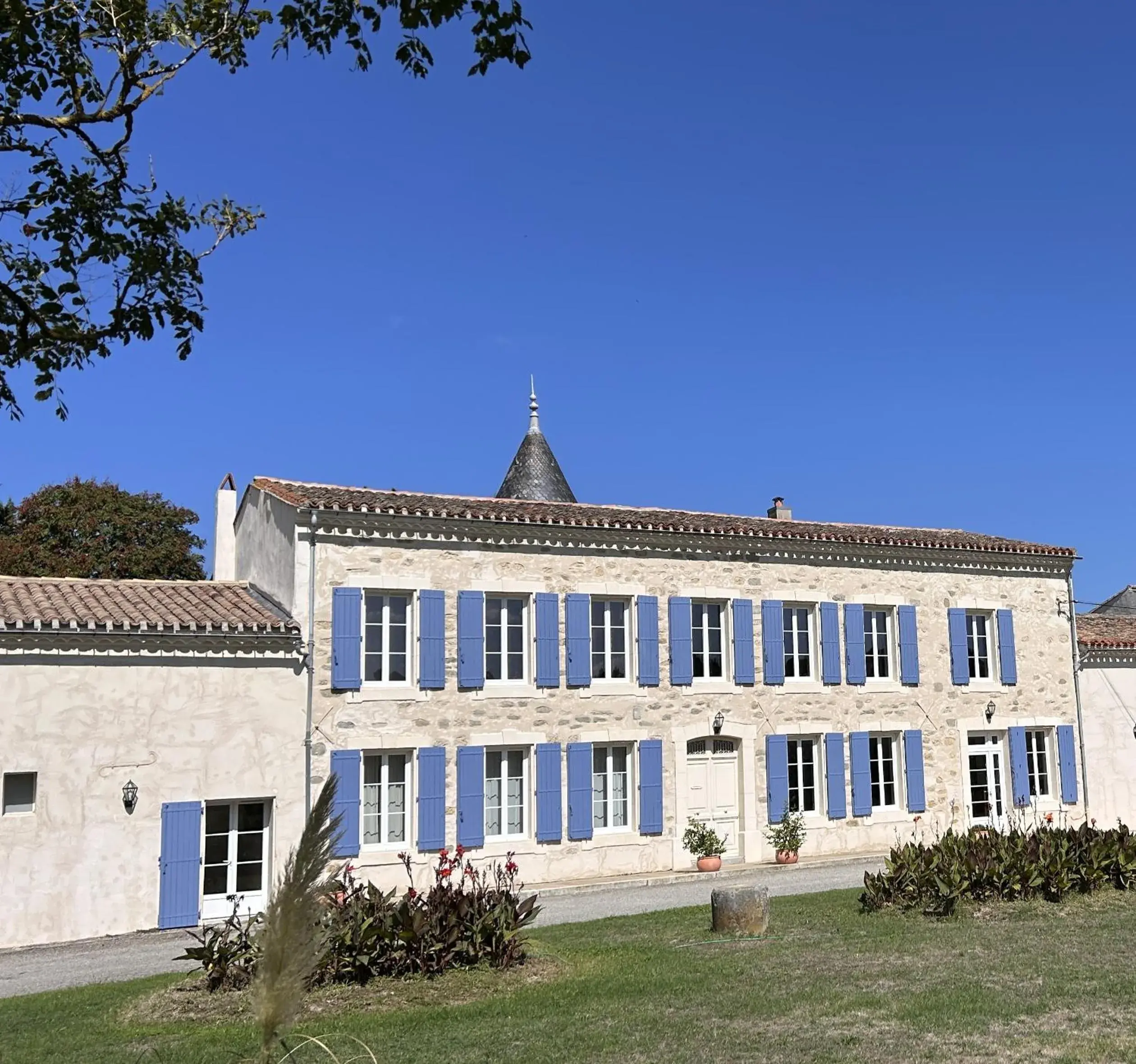 Domaine de Lanis - Chambres d'hôtes avec parc et piscine Domaine de Lanis - Chambres d'hôtes avec parc et piscine