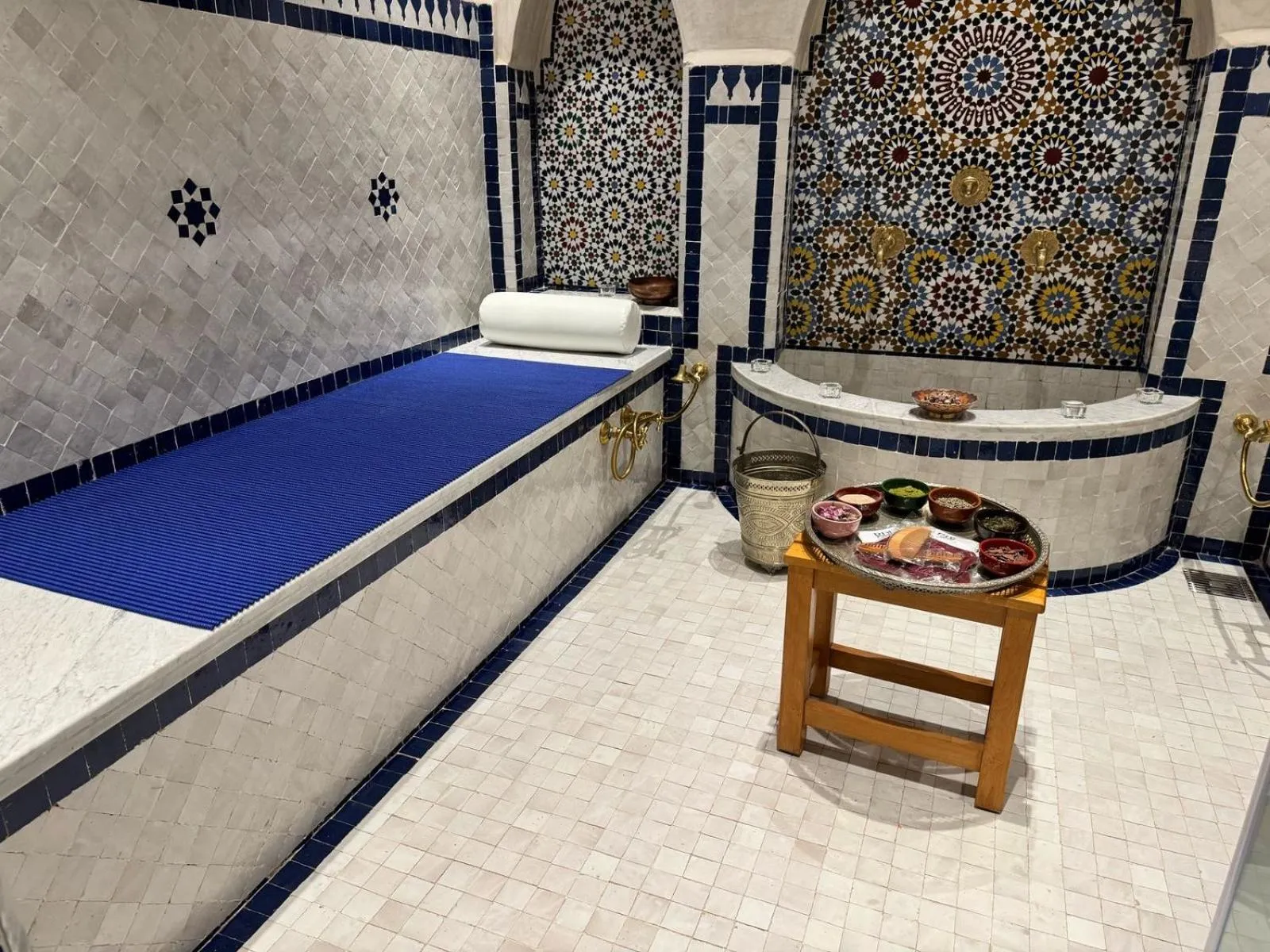 Steam room, Bed in Riad Dar Laura