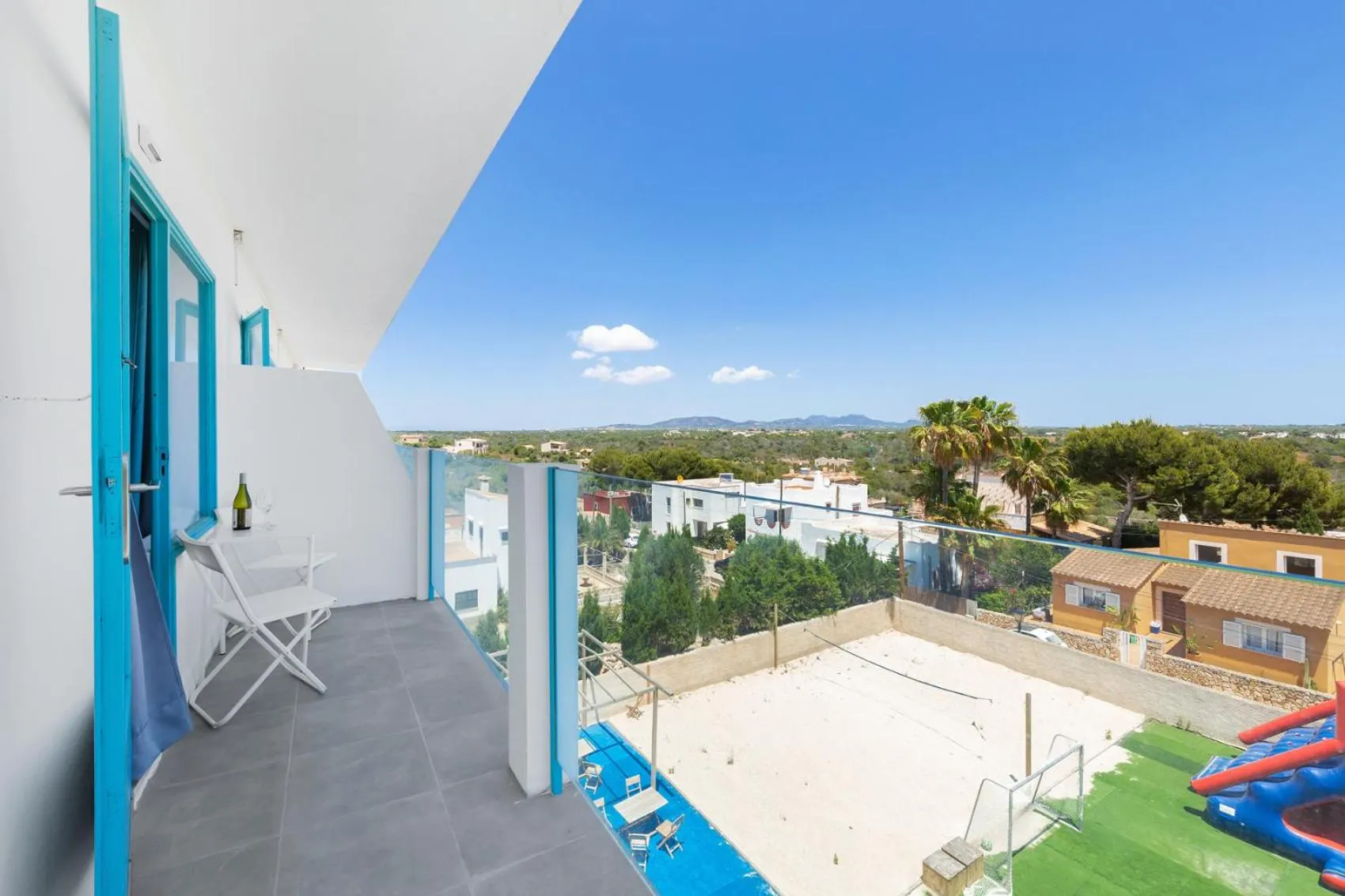 Hostal Cala Llombards