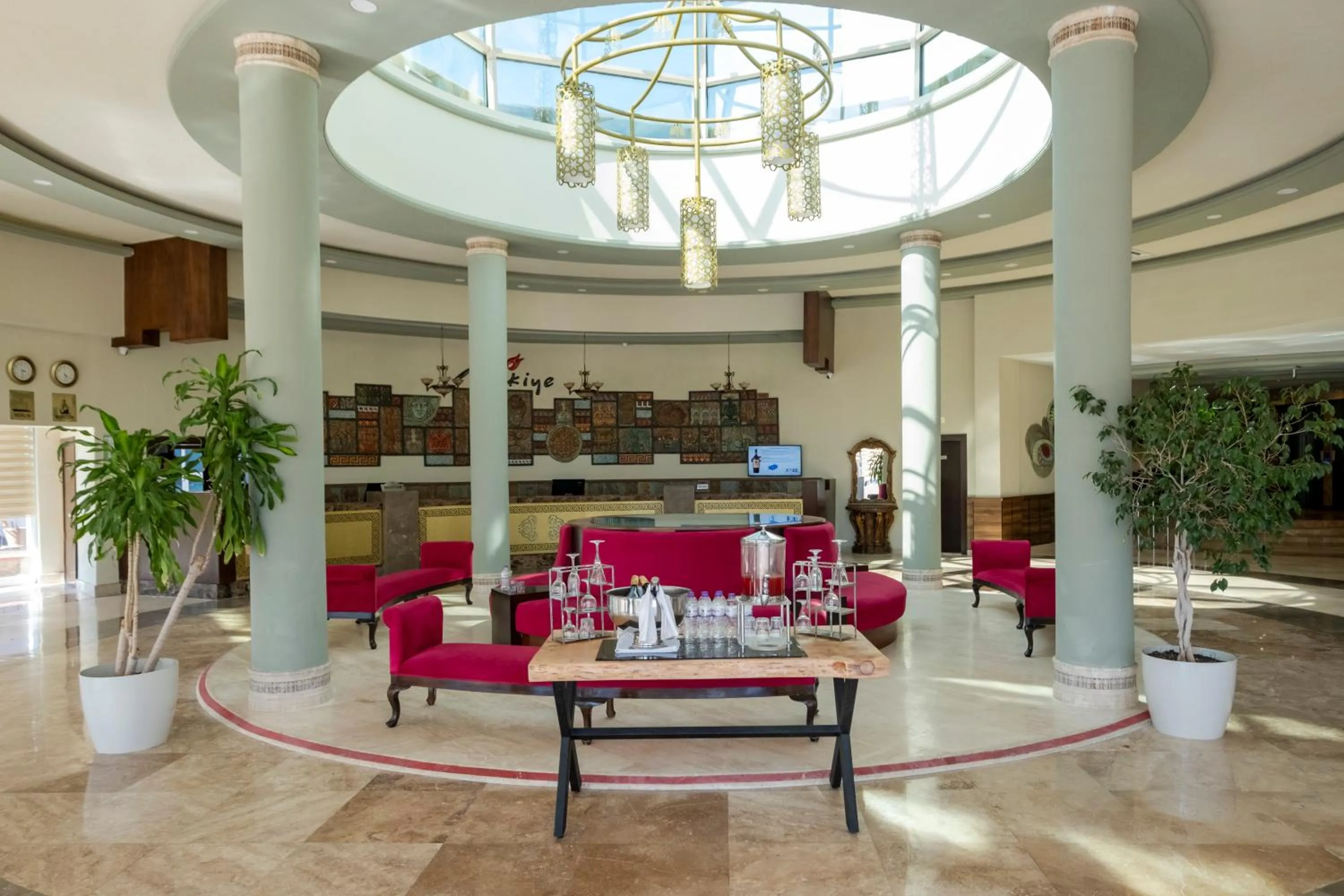 Lobby or reception in FORE RESORT & SPA