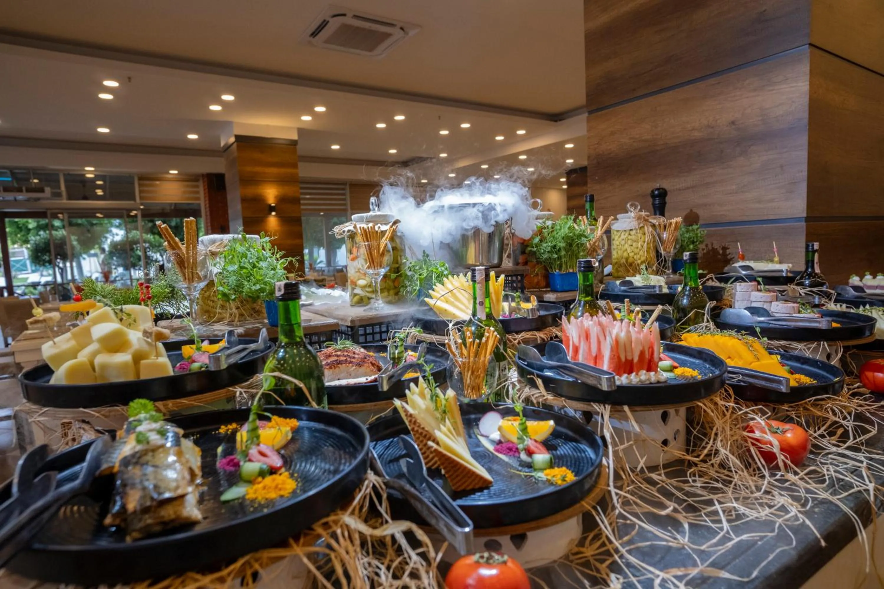 Restaurant/places to eat in FORE RESORT & SPA