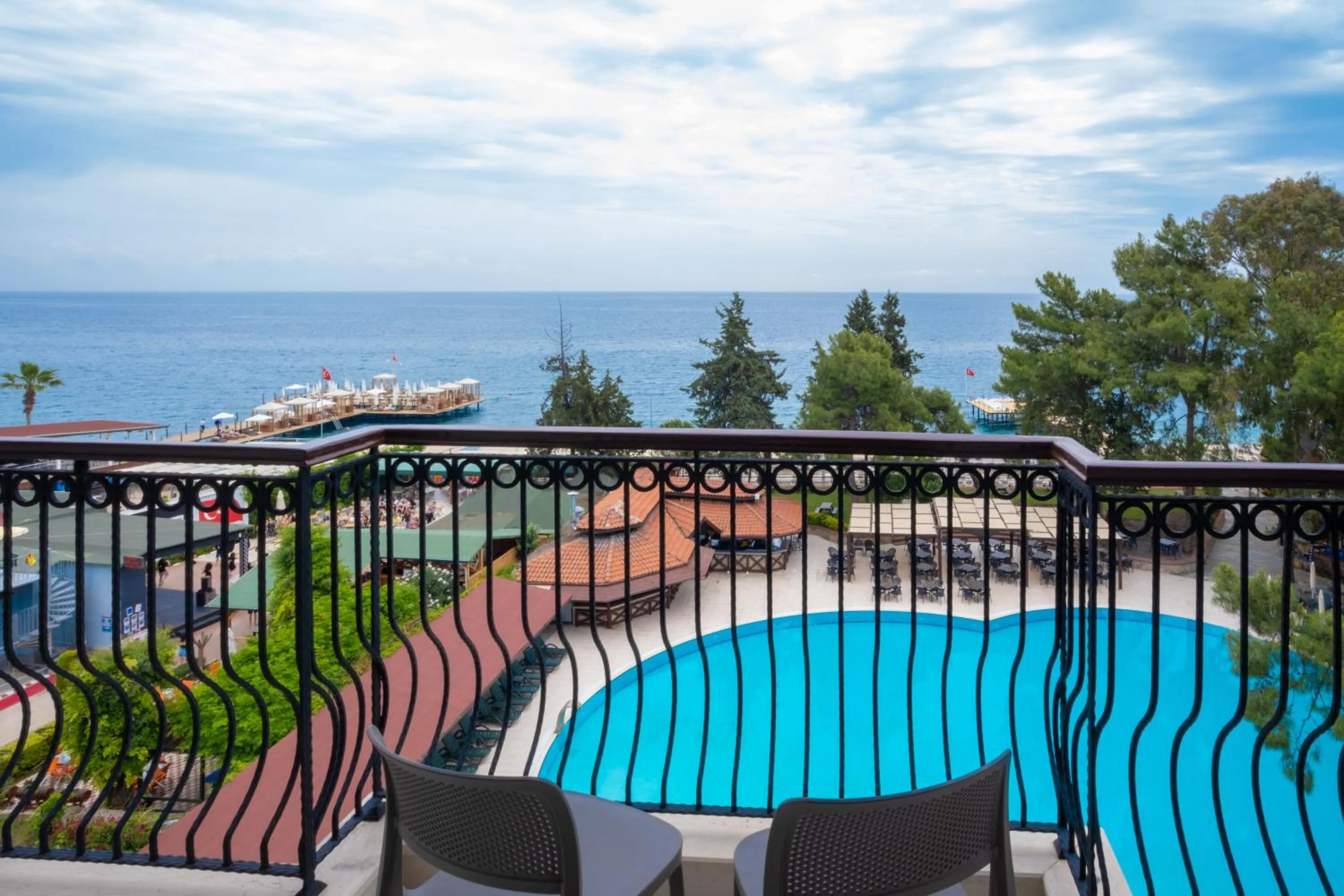 Patio in FORE RESORT & SPA