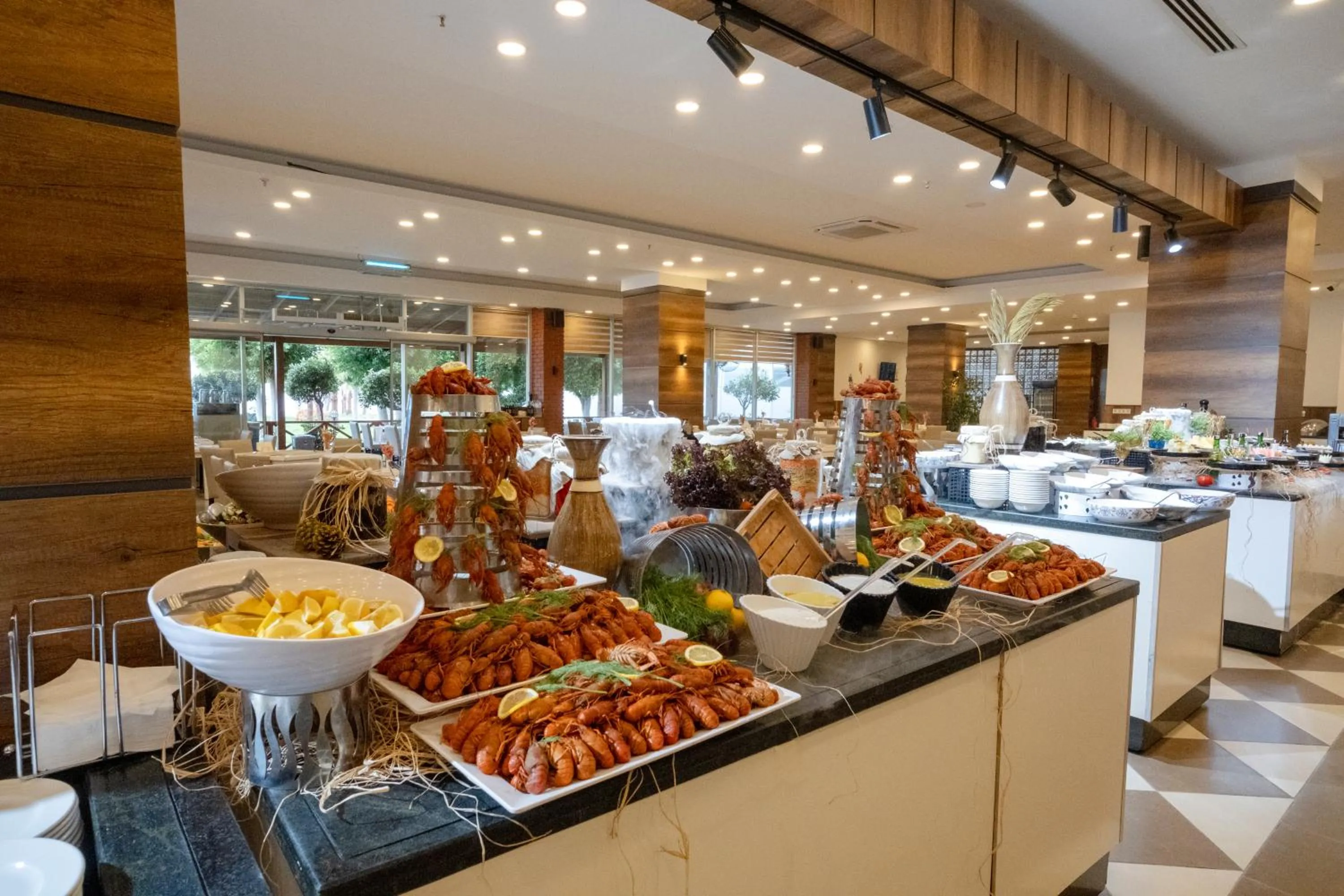 Restaurant/places to eat in FORE RESORT & SPA