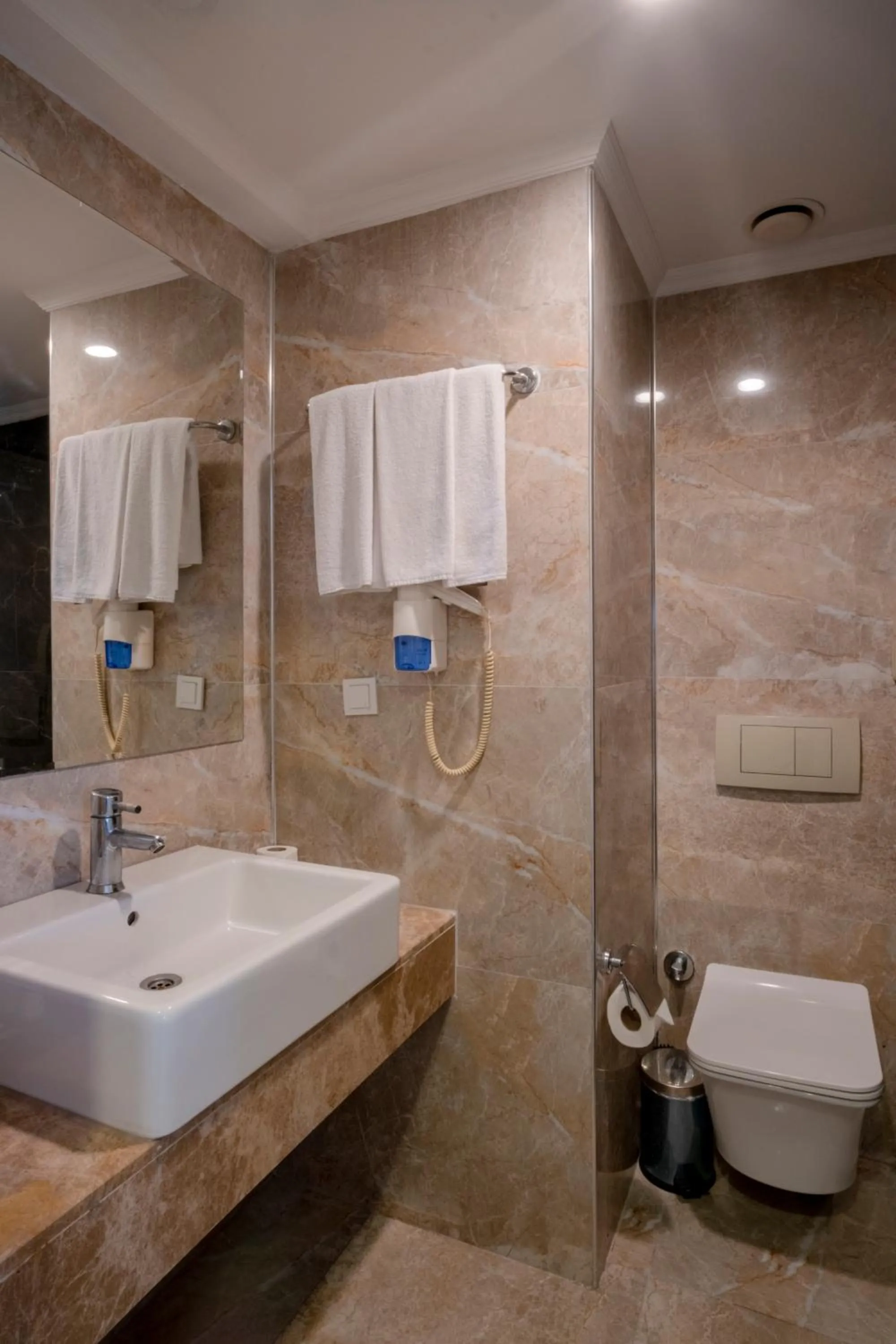 Toilet in FORE RESORT & SPA