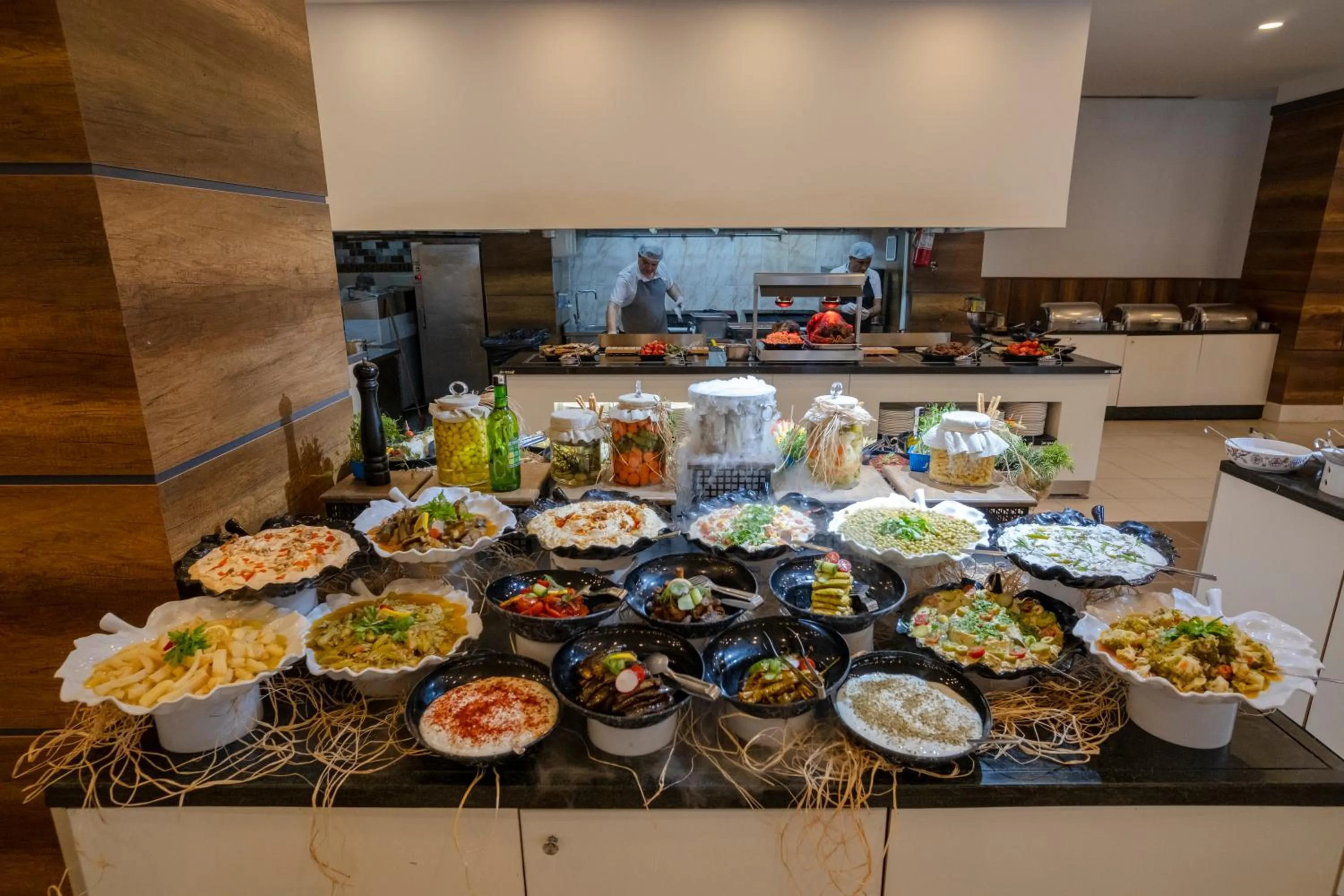 Restaurant/places to eat in FORE RESORT & SPA