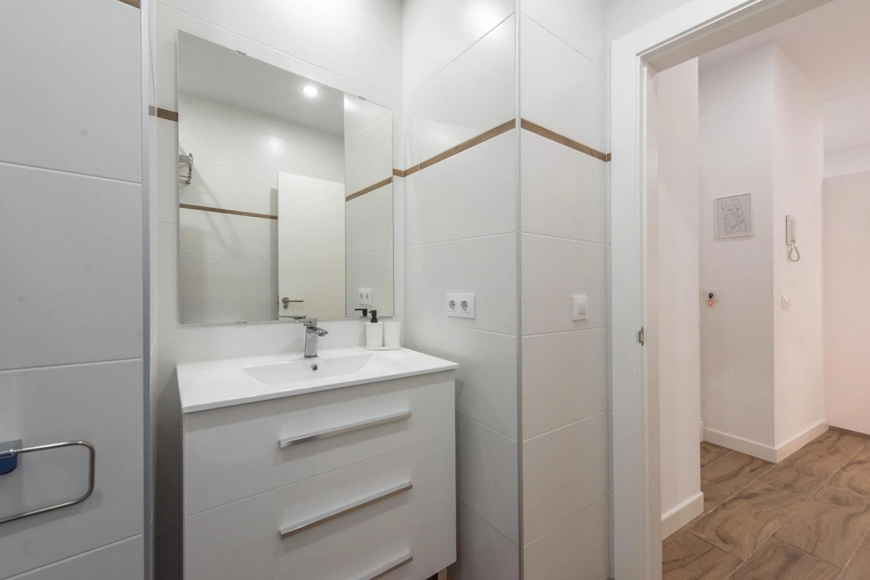 Bathroom in Apartamentos Santa María 15