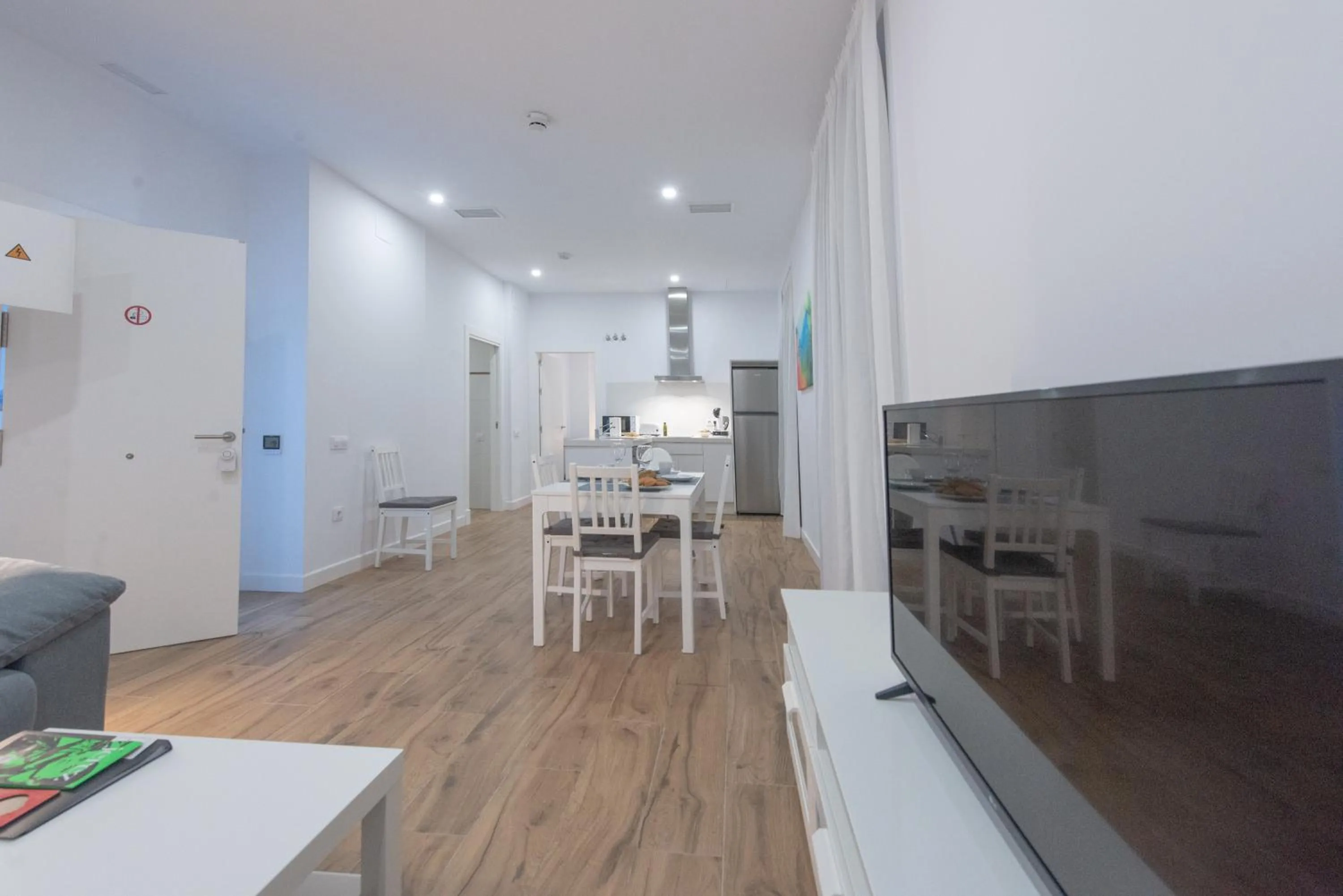 Dining area in Apartamentos Santa María 15