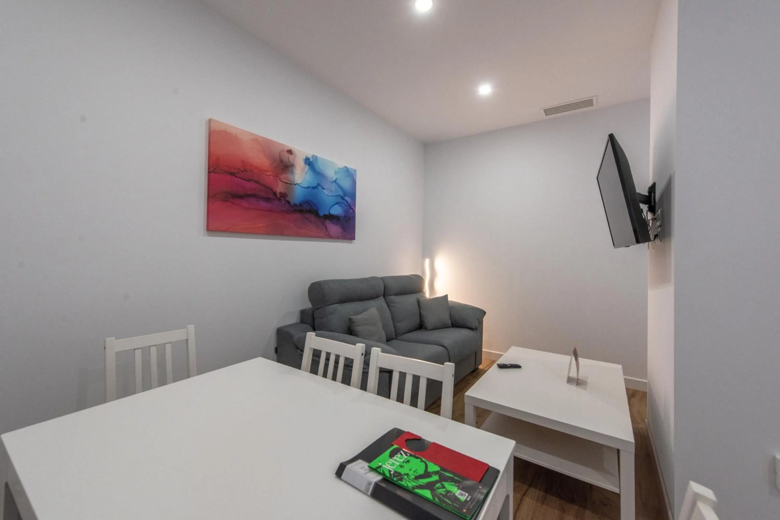 Dining area, Bed in Apartamentos Santa María 15