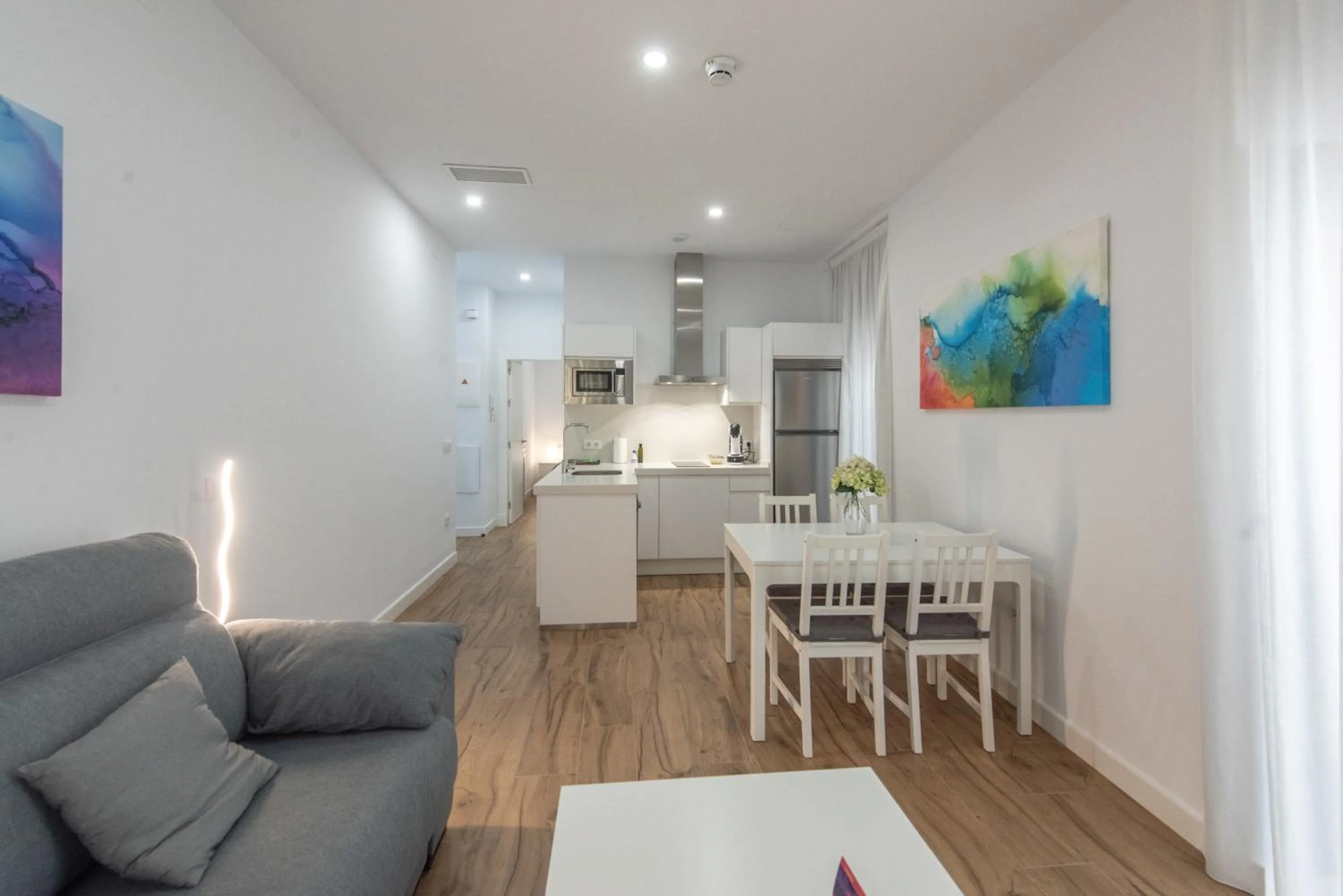 Dining area in Apartamentos Santa María 15