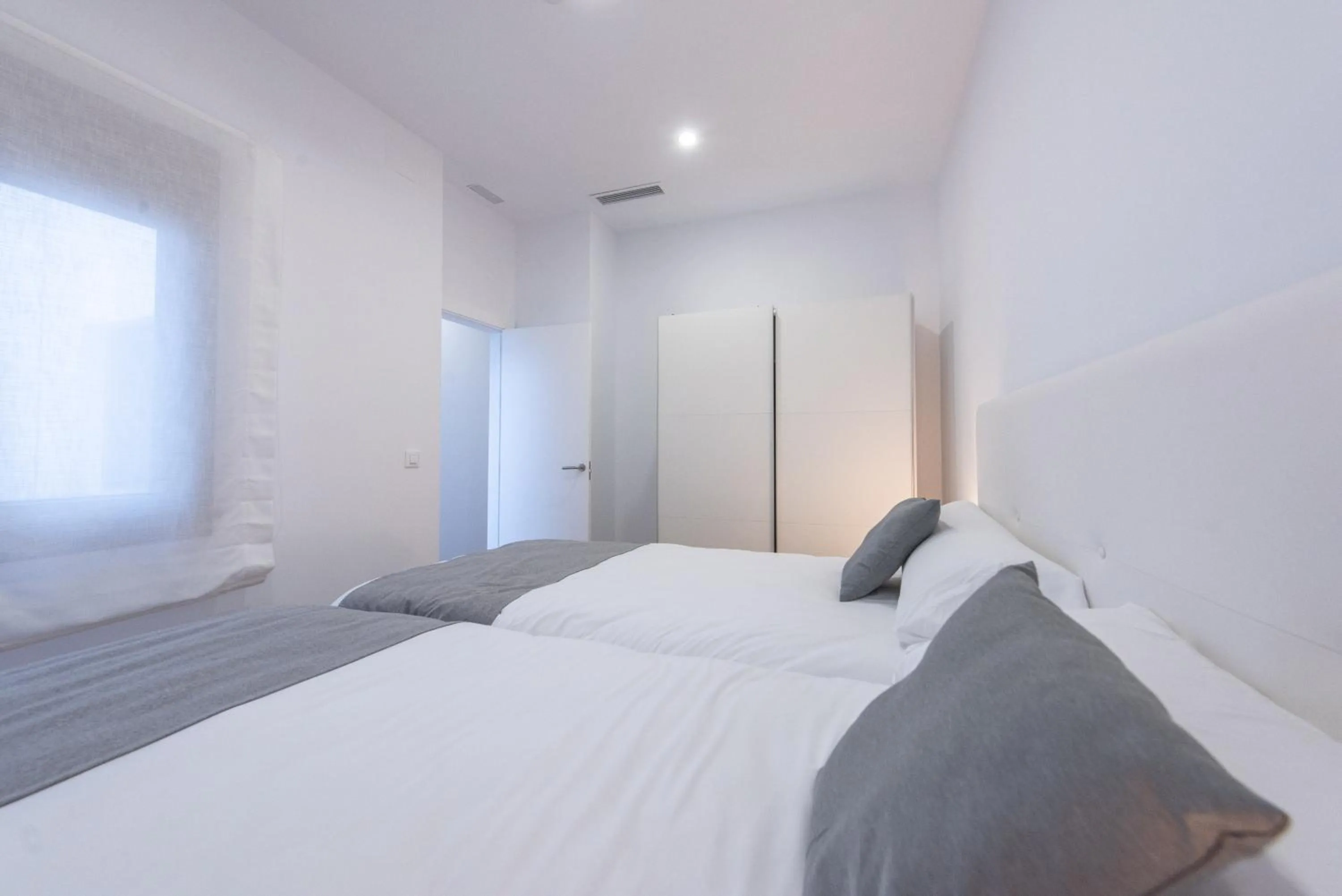 Bedroom, Bed in Apartamentos Santa María 15