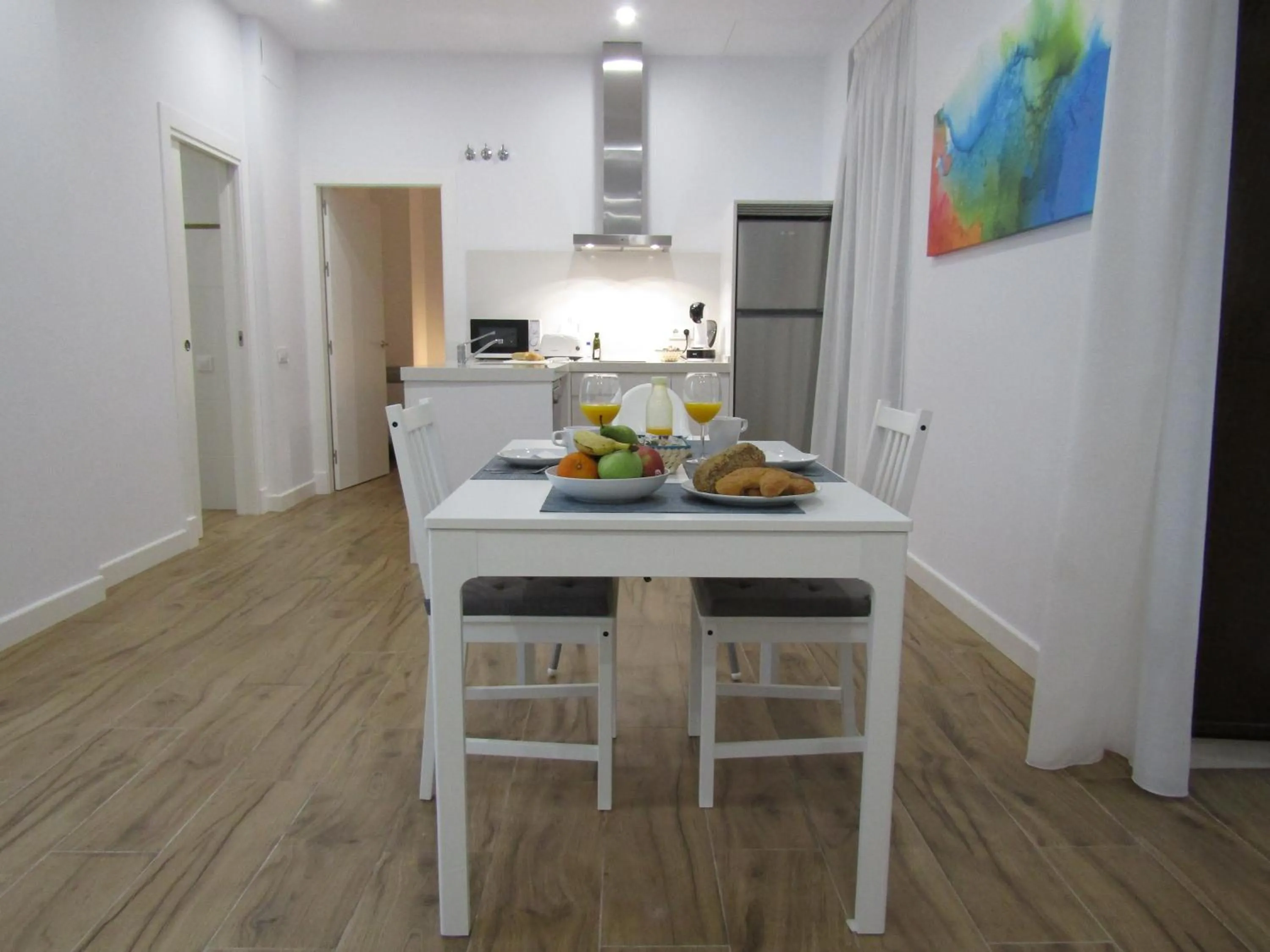 Dining area in Apartamentos Santa María 15