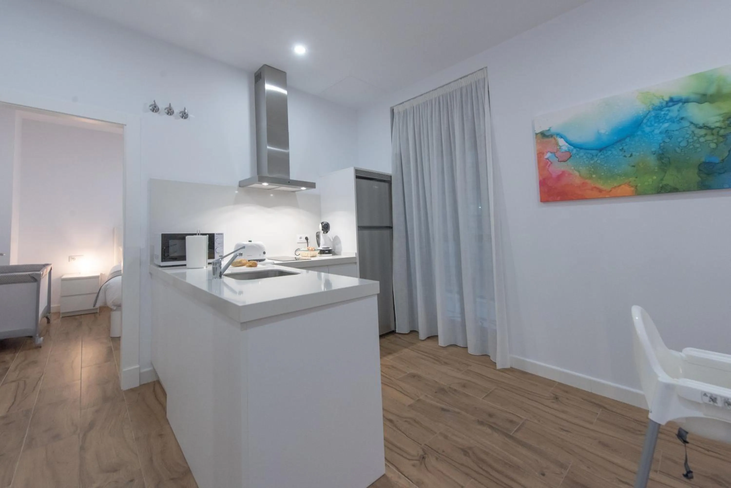 Kitchen or kitchenette in Apartamentos Santa María 15