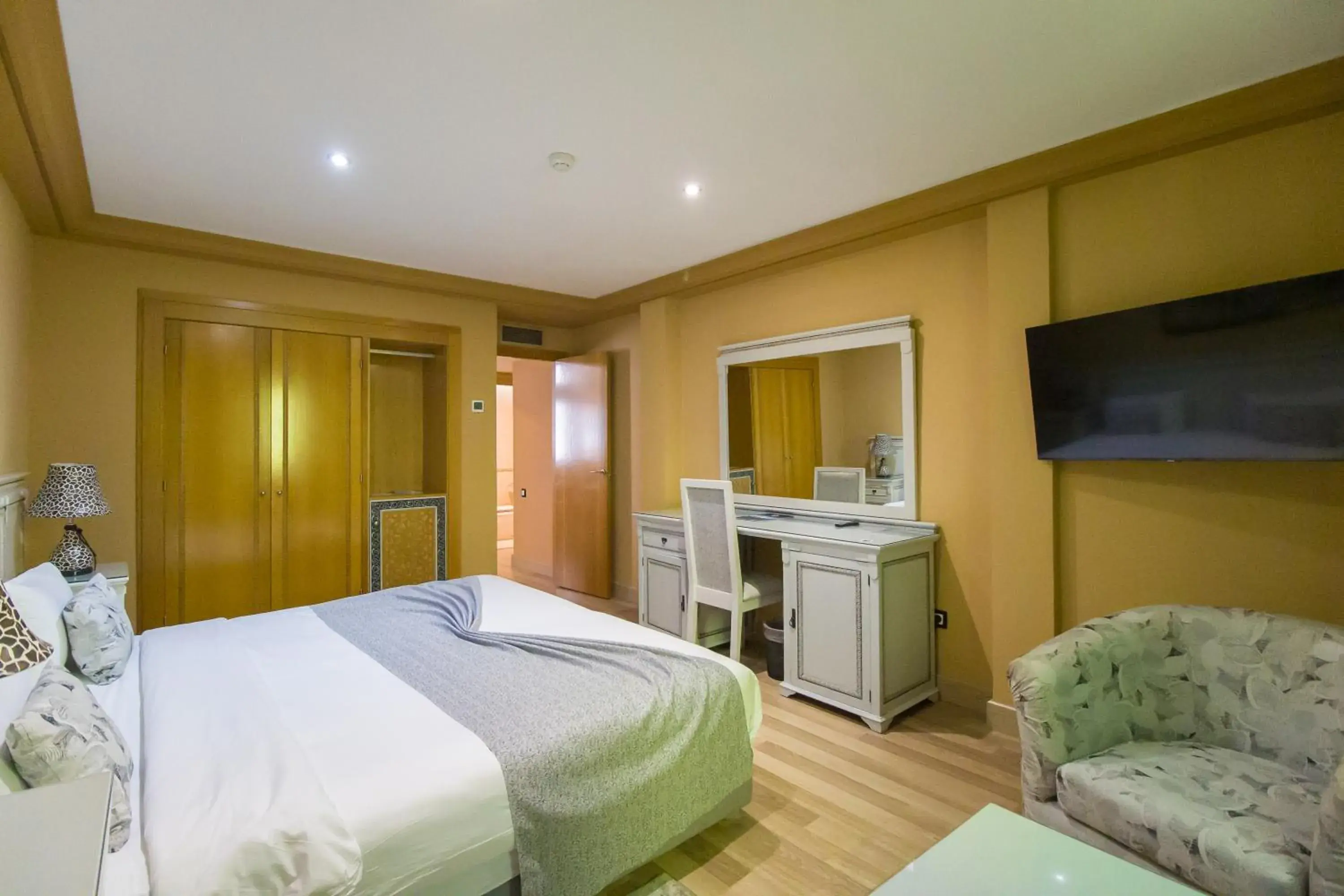 Bedroom, Bed in El Oumnia Puerto & Spa Bedroom, Bed in El Oumnia Puerto & Spa