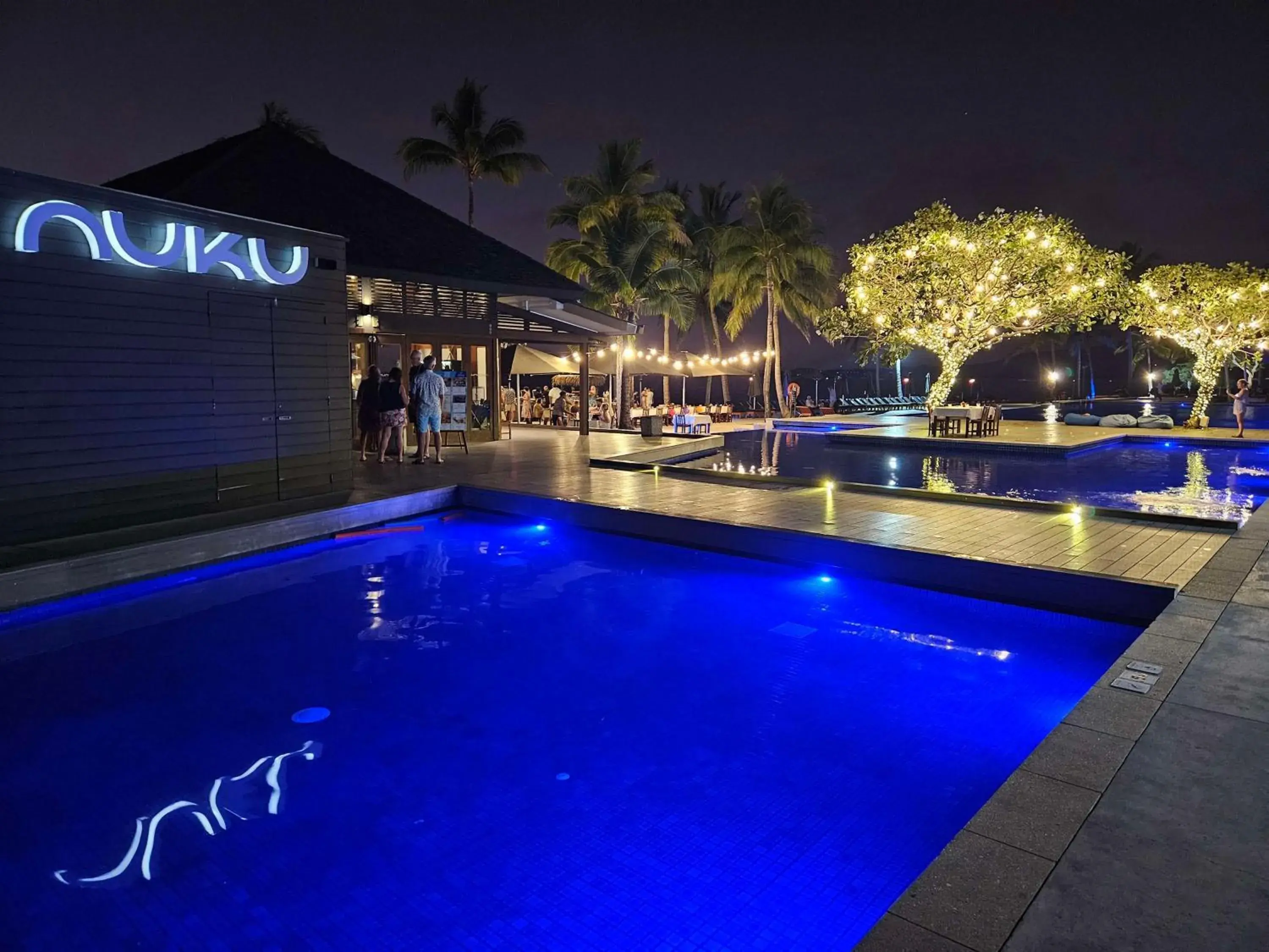 Pool view in Hilton Fiji Beach Resort and Spa Pool view in Hilton Fiji Beach Resort and Spa