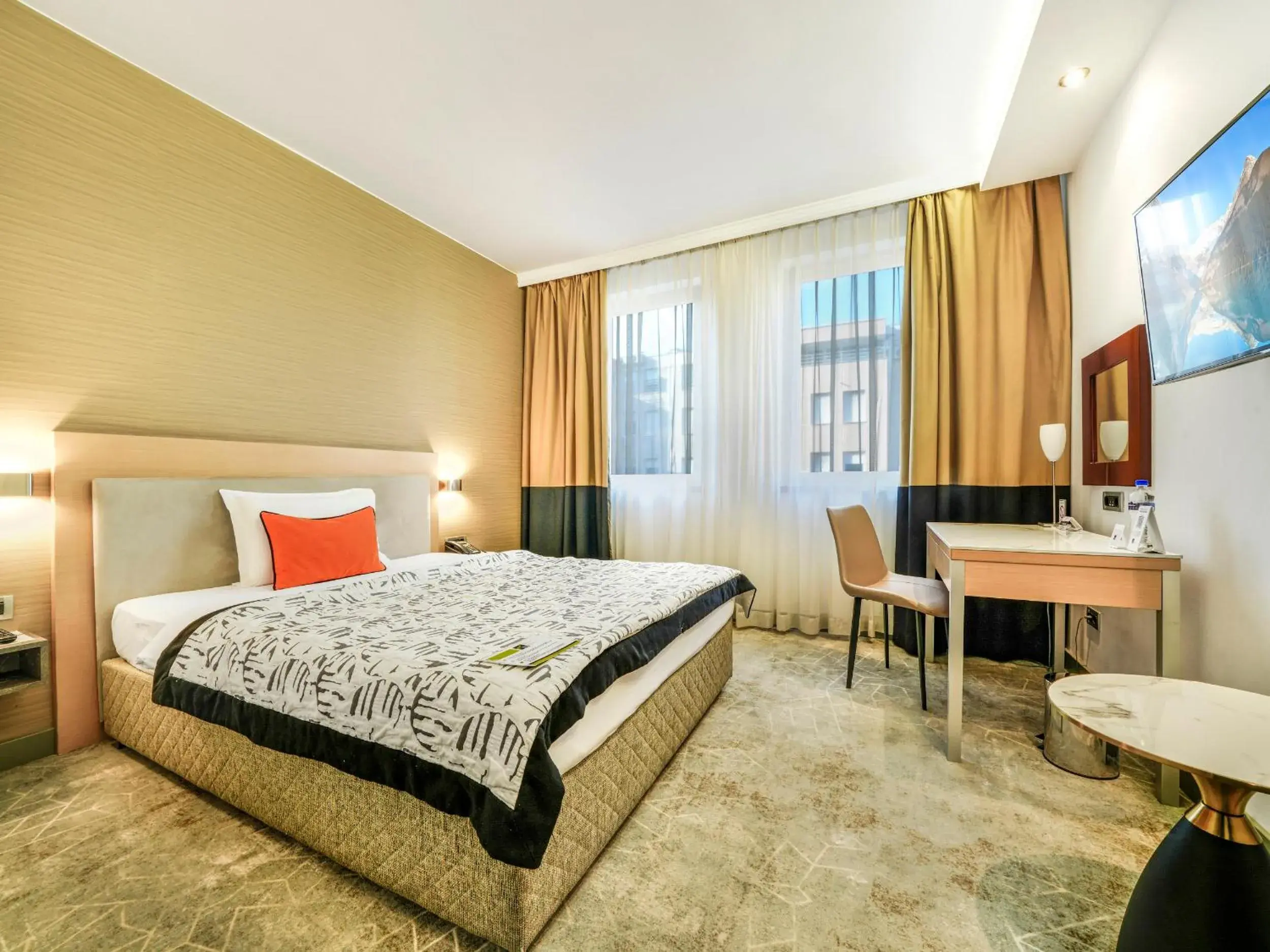 Bed in IN Hotel Beograd Bed in IN Hotel Beograd