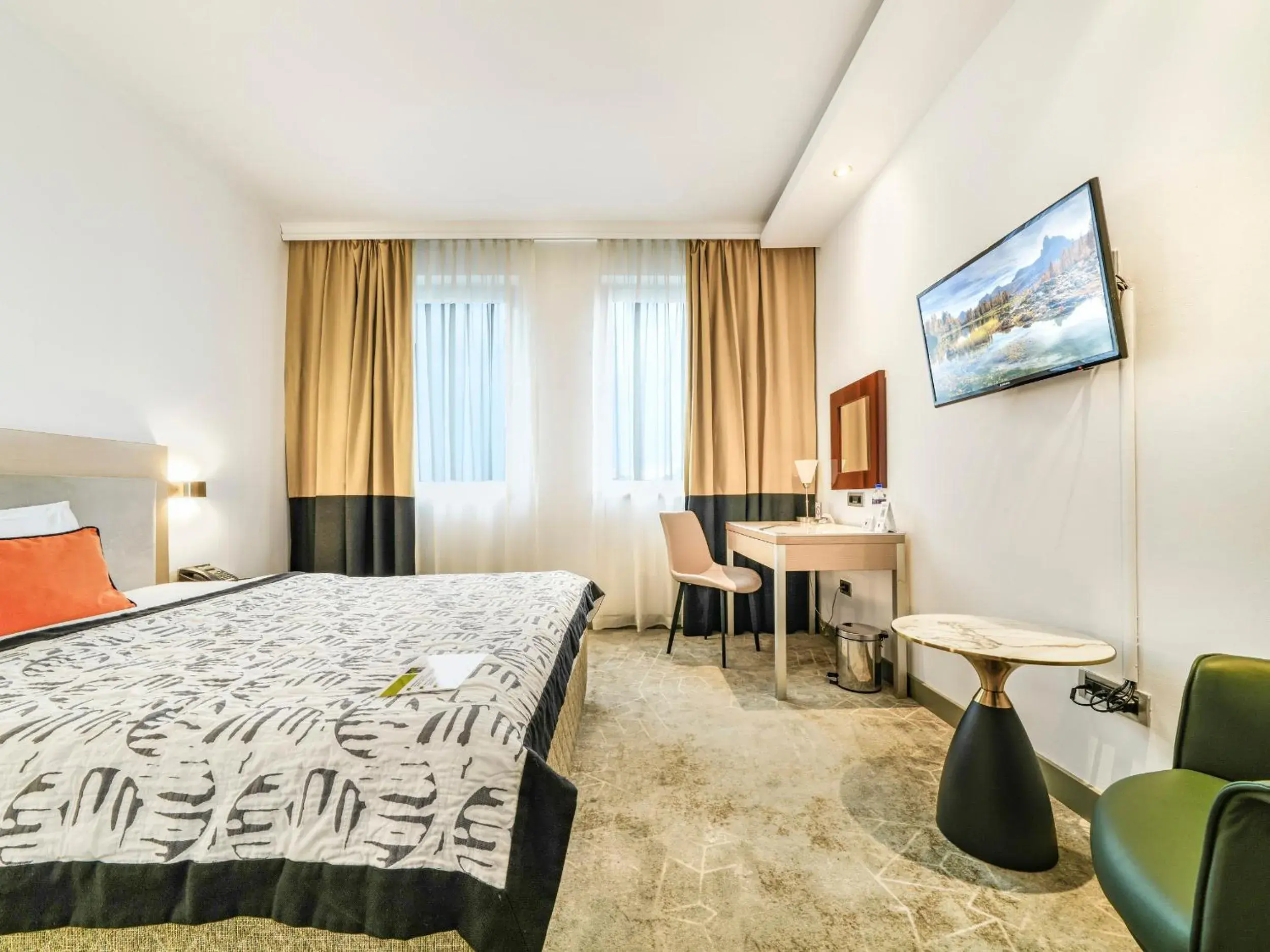 Bed in IN Hotel Beograd Bed in IN Hotel Beograd