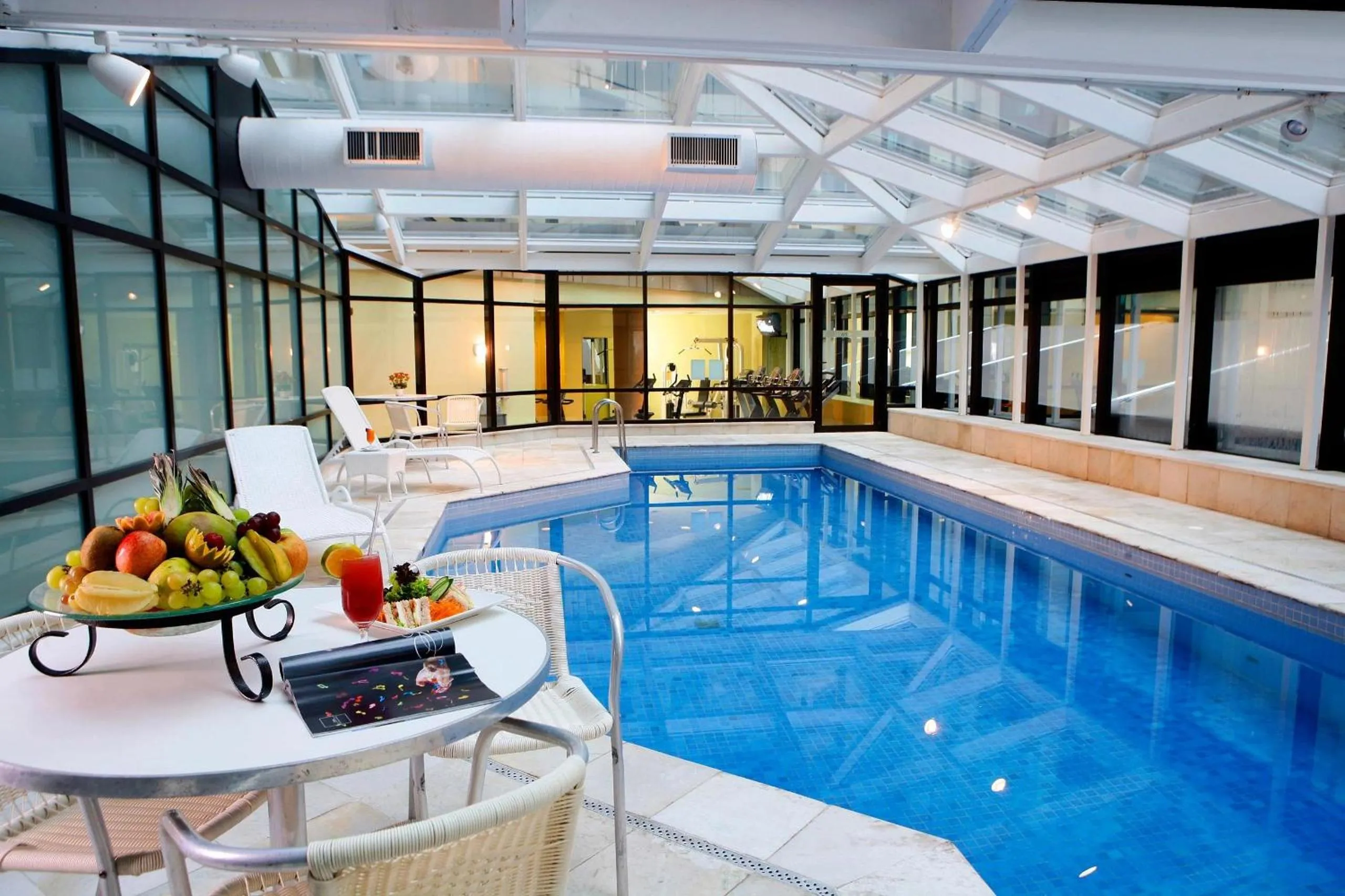 Swimming pool in Flat 246 - Avenida Ibirapuera, Moema - São Paulo