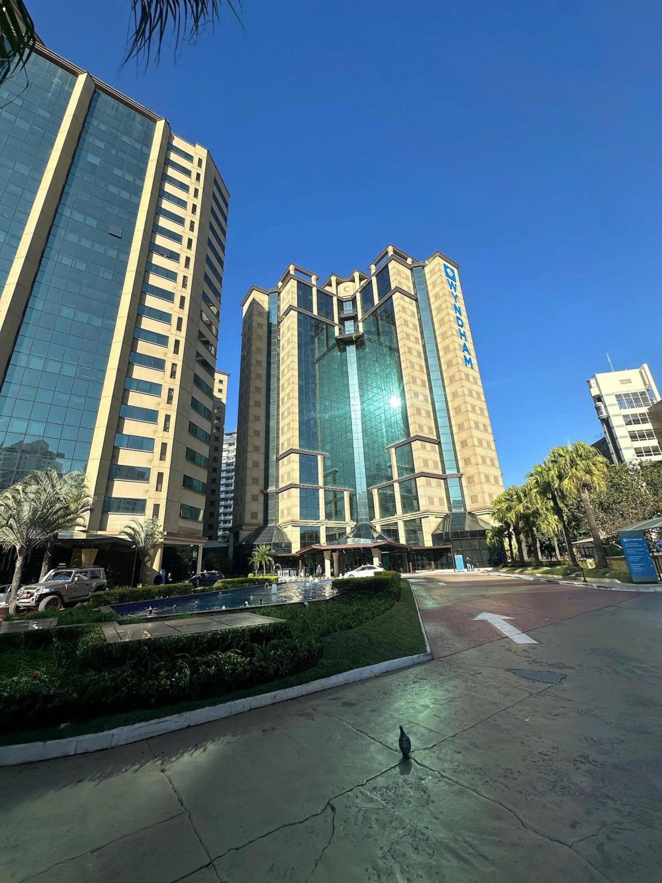 Facade/entrance in Flat 246 - Avenida Ibirapuera, Moema/SP