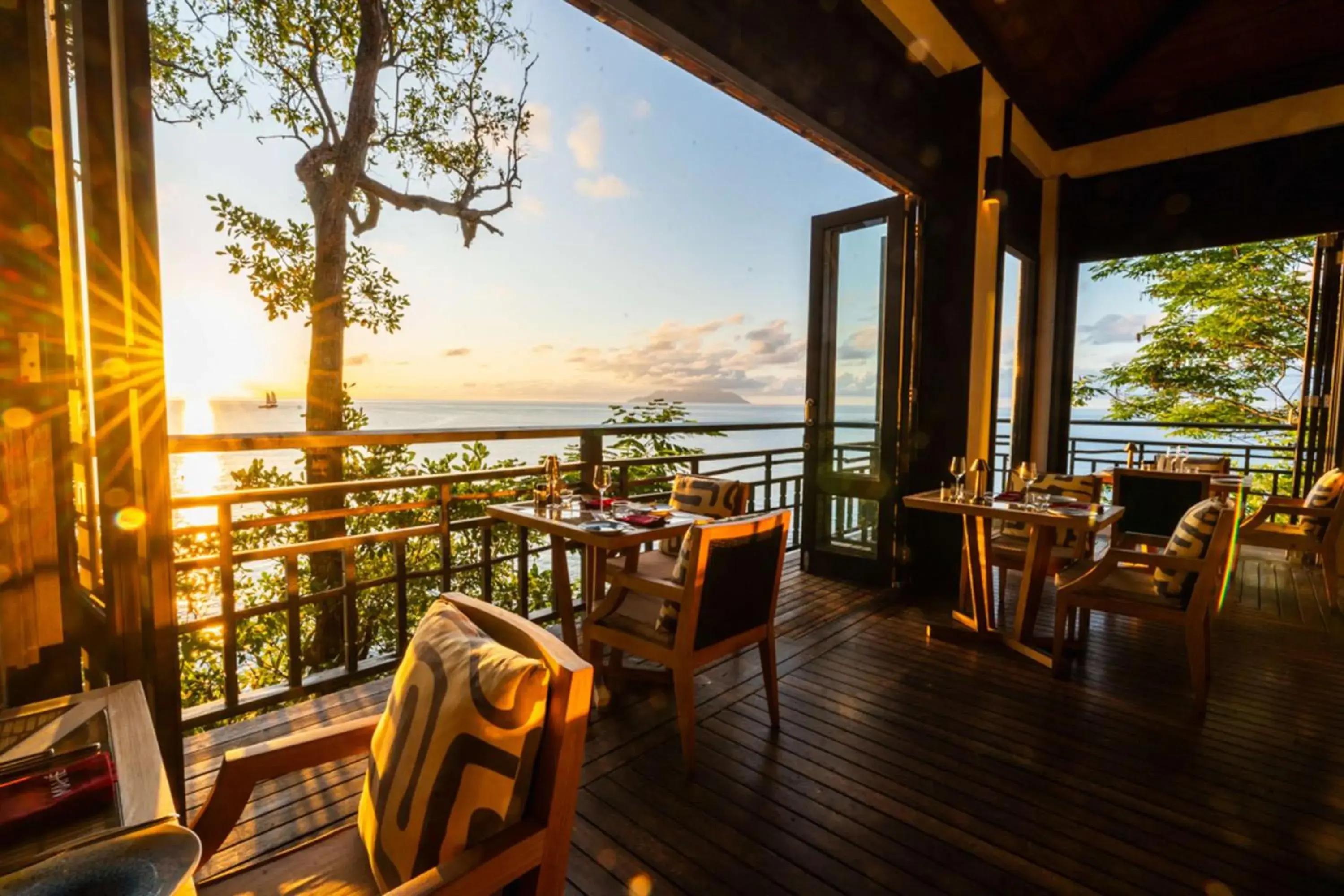 Restaurant/places to eat in Hilton Seychelles Northolme Resort & Spa Restaurant/places to eat in Hilton Seychelles Northolme Resort & Spa