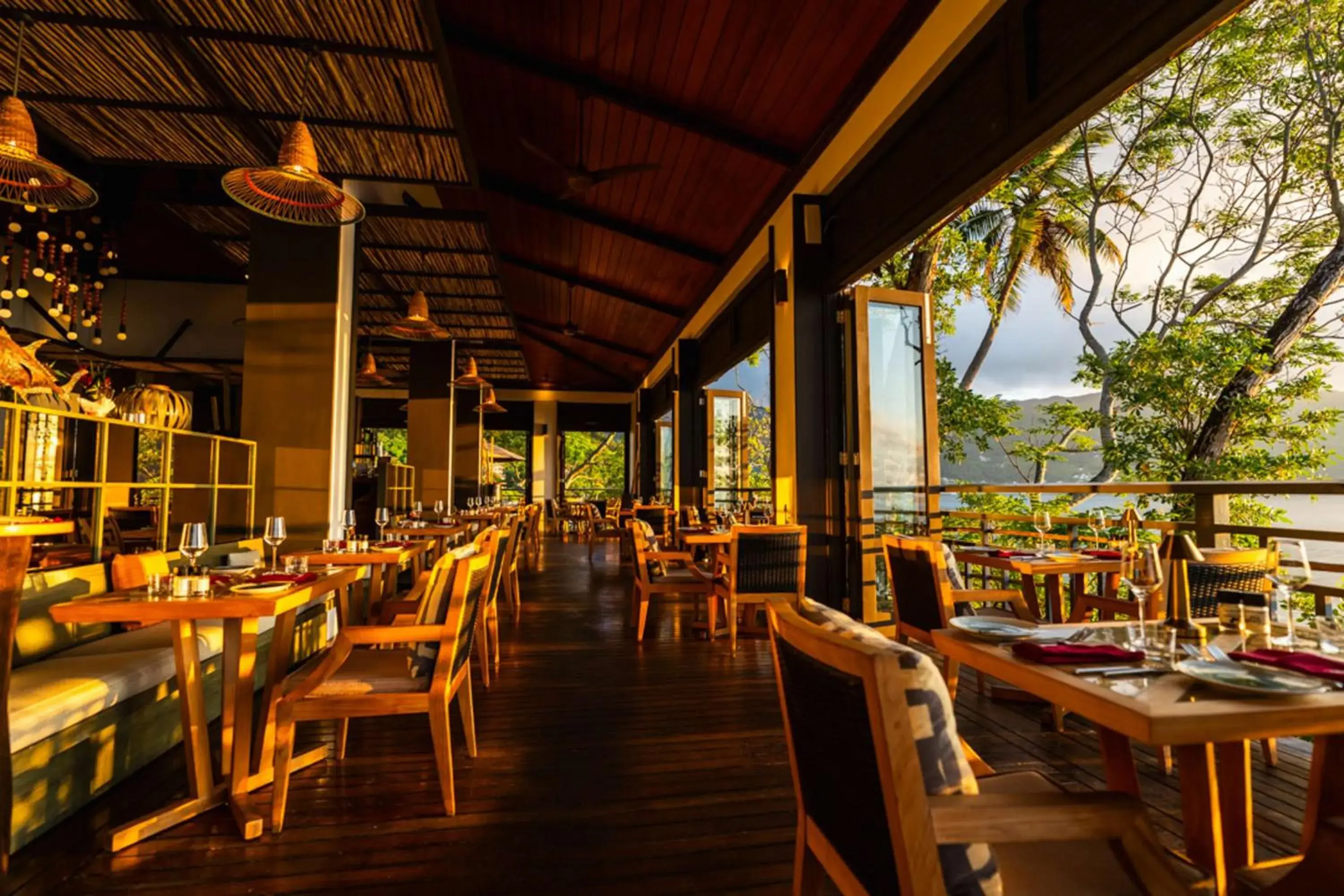Restaurant/places to eat in Hilton Seychelles Northolme Resort & Spa Restaurant/places to eat in Hilton Seychelles Northolme Resort & Spa