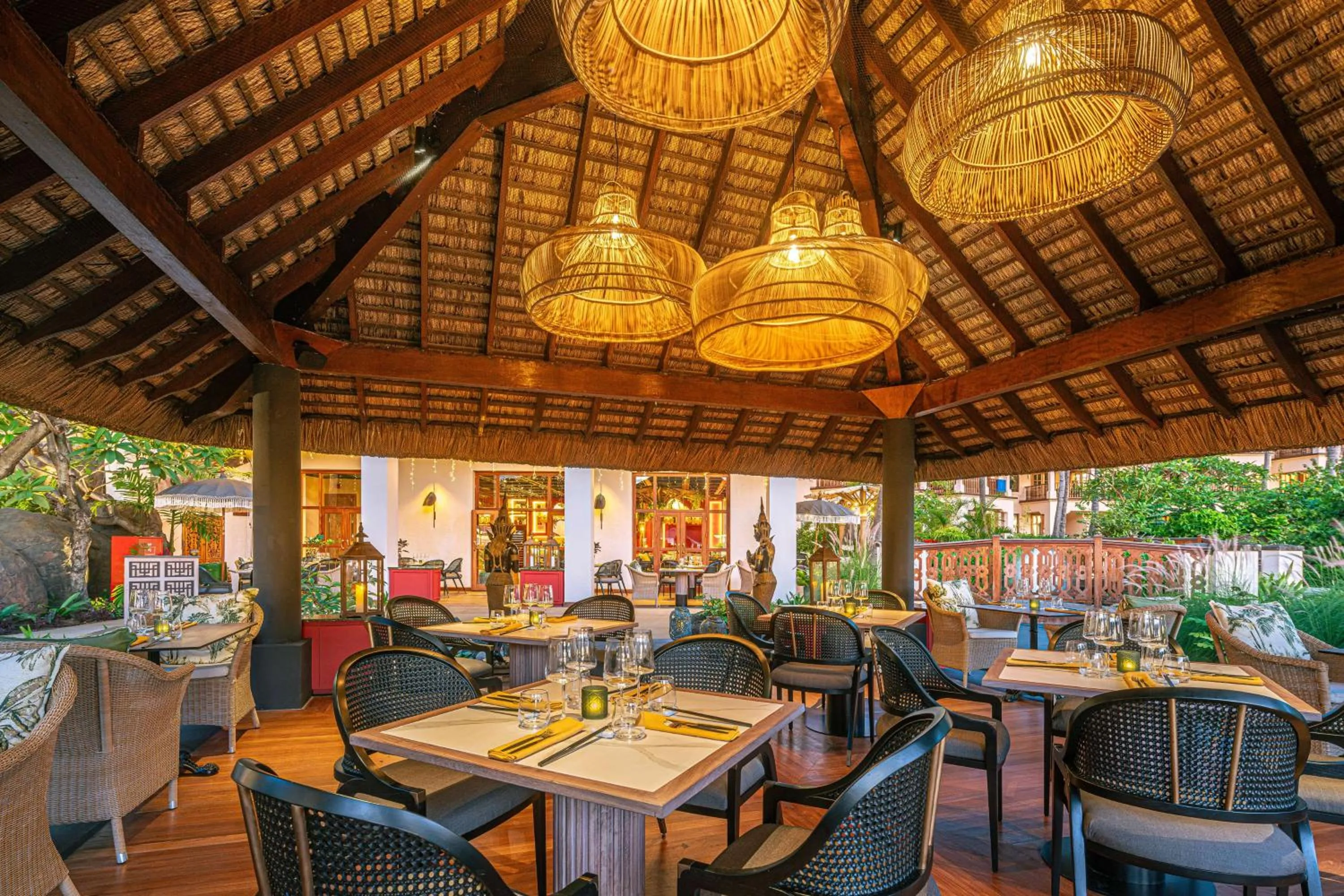 Restaurant/places to eat in Hilton Mauritius Resort & Spa