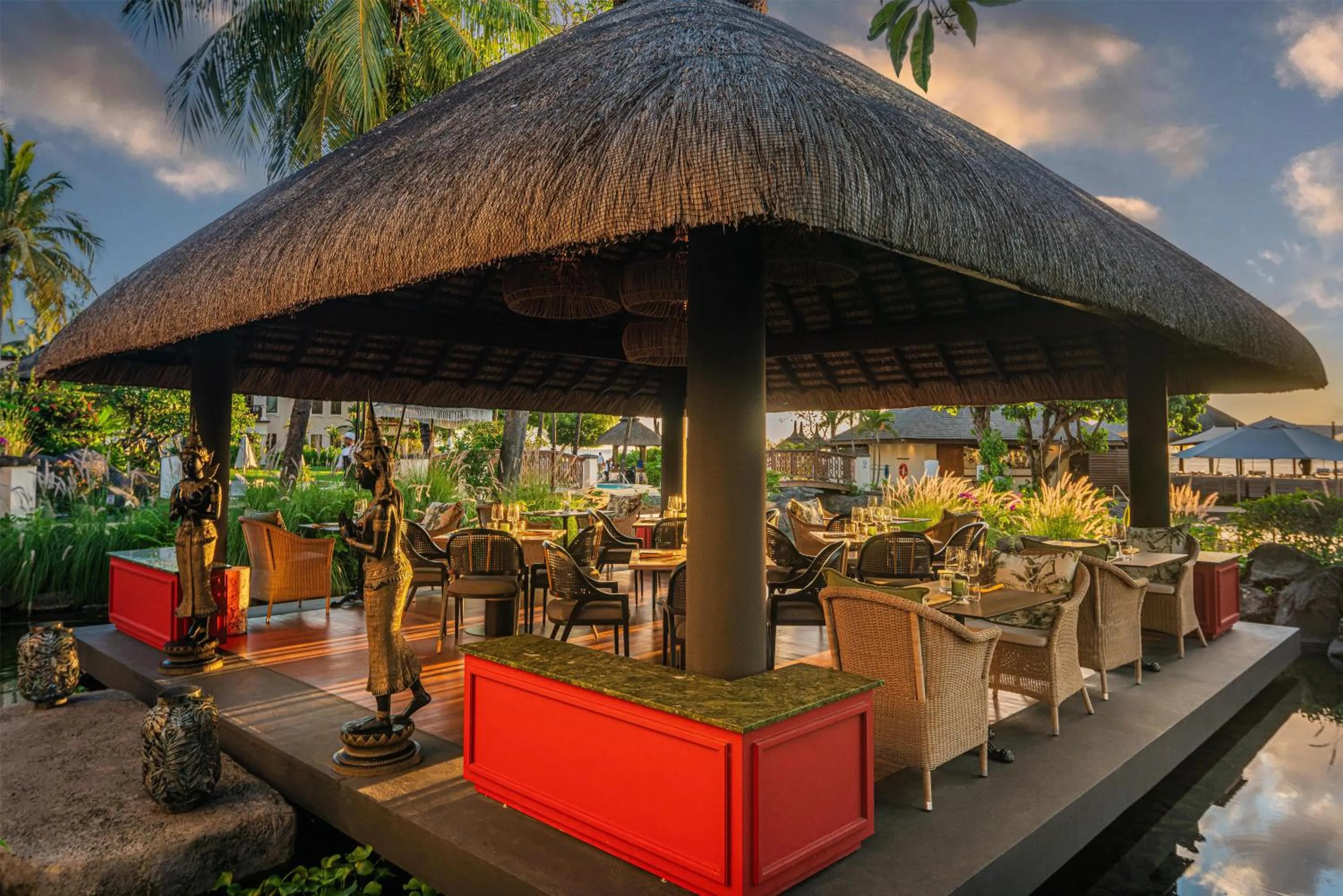 Restaurant/places to eat in Hilton Mauritius Resort & Spa