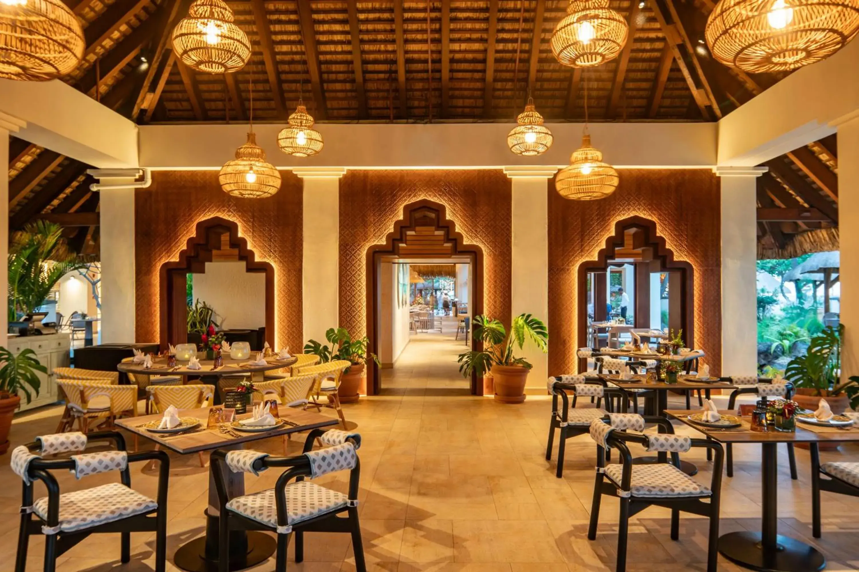 Restaurant/places to eat in Hilton Mauritius Resort & Spa Restaurant/places to eat in Hilton Mauritius Resort & Spa