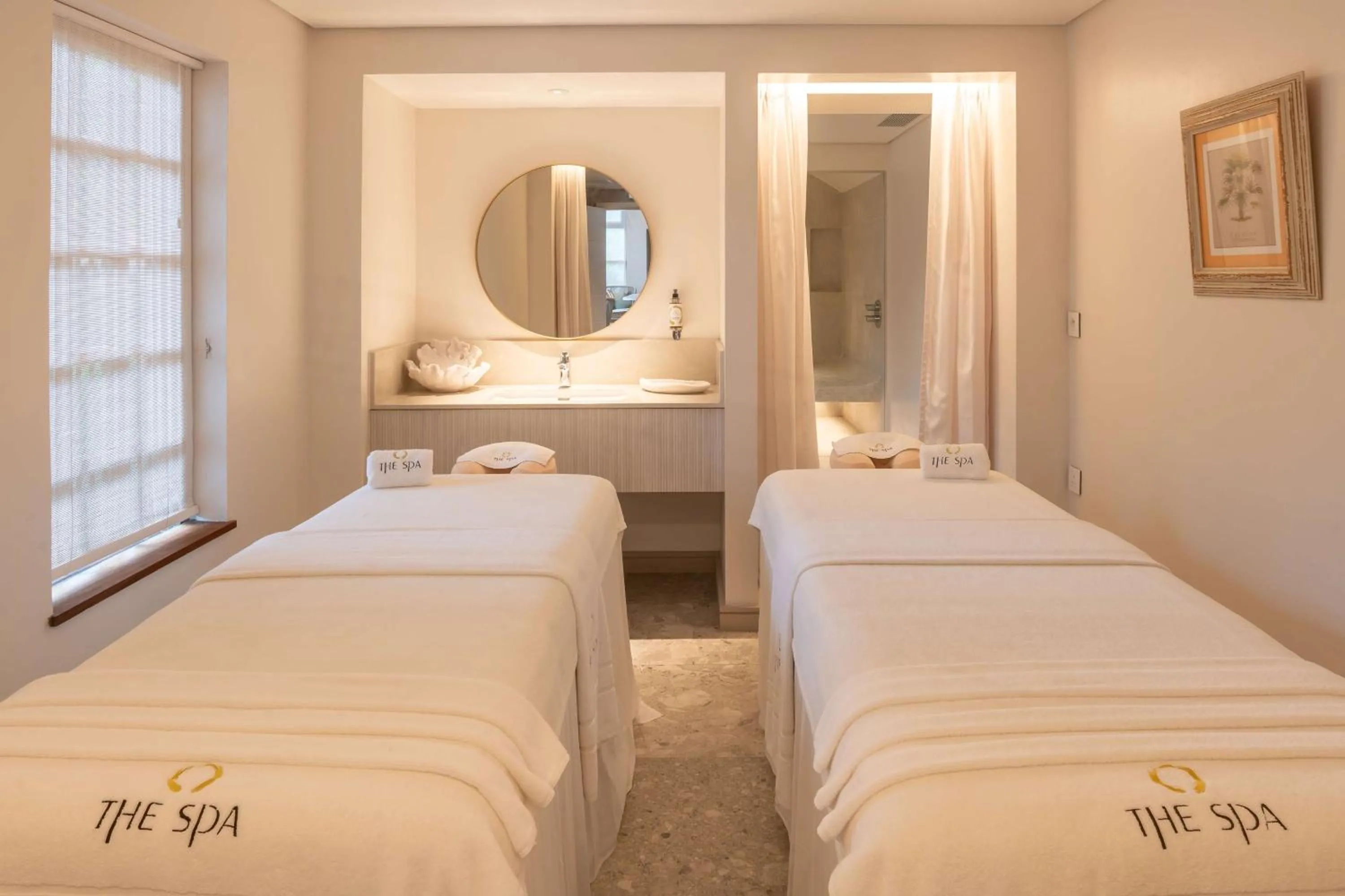 Spa and wellness centre/facilities, Bed in Hilton Mauritius Resort & Spa