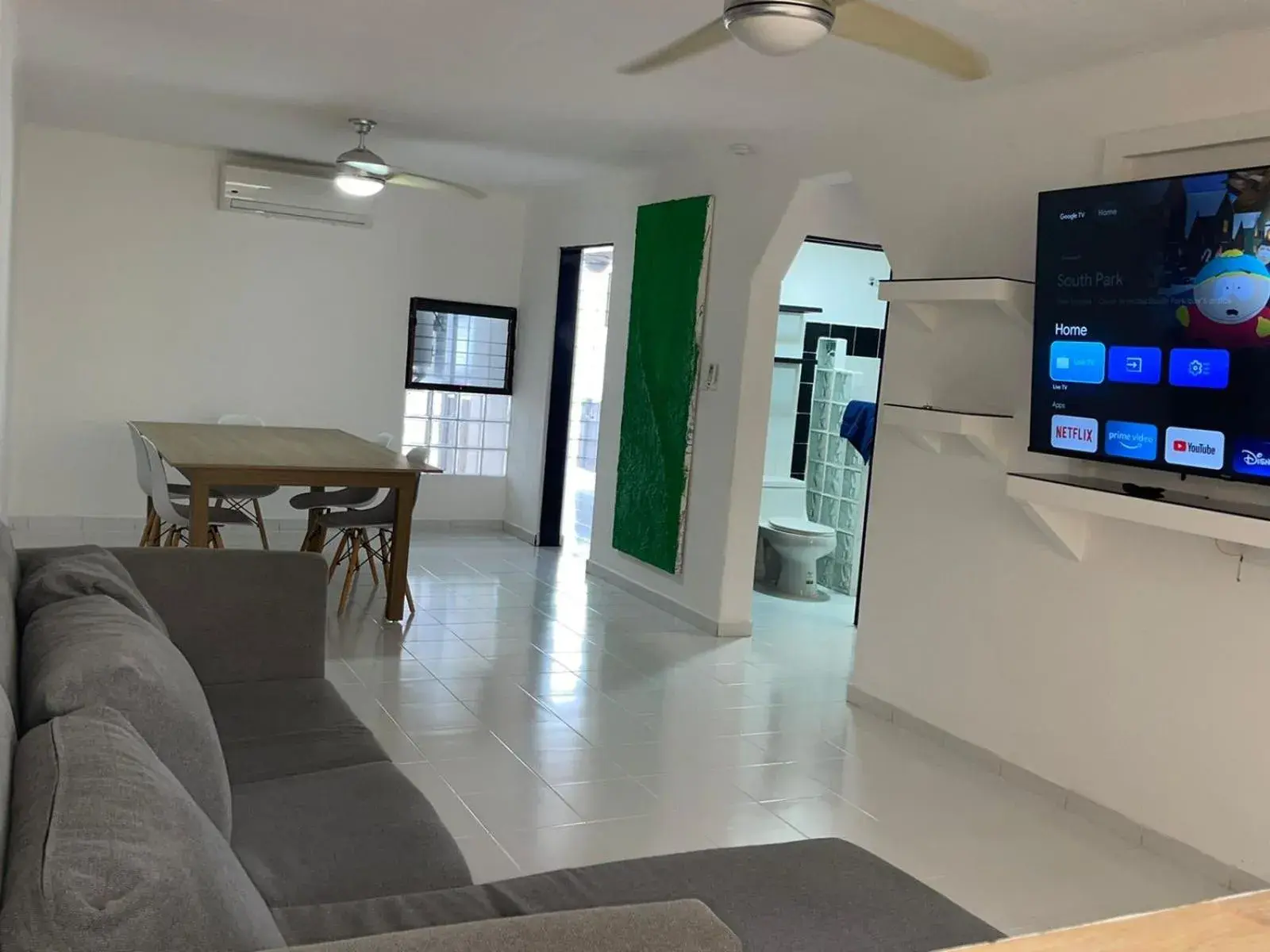 Deco 3 Downtown 3 bed Apartment Deco 3 Downtown 3 bed Apartment