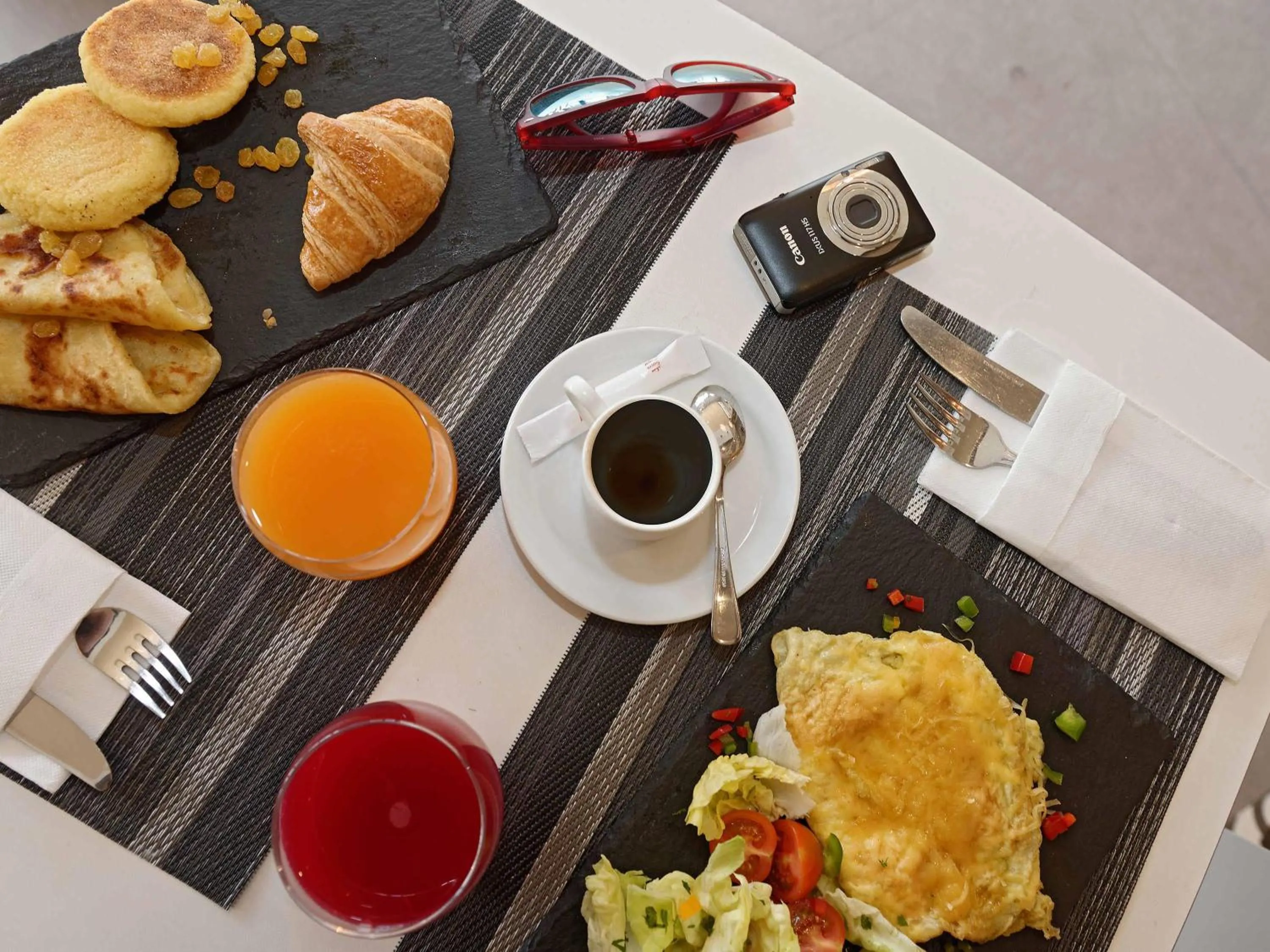 Restaurant/places to eat in Ibis El Jadida