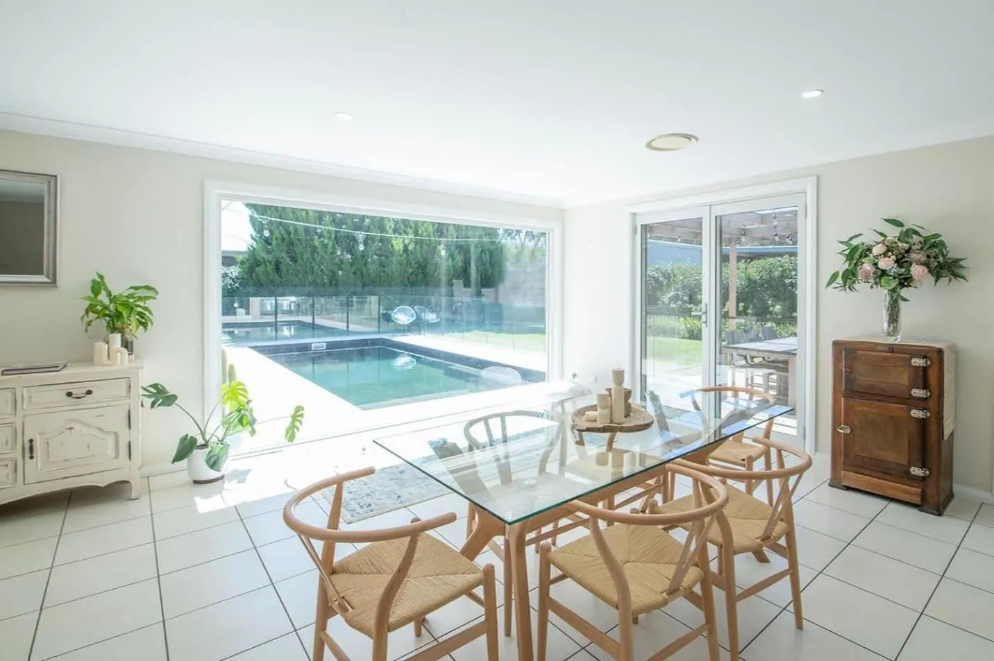 Regand Retreat - Pool, Luxurious Family Home