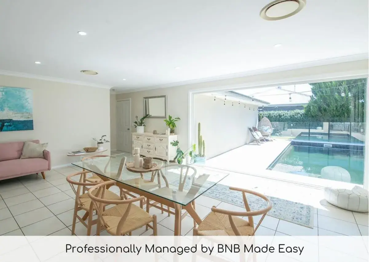Regand Retreat - Pool, Luxurious Family Home Regand Retreat - Pool, Luxurious Family Home