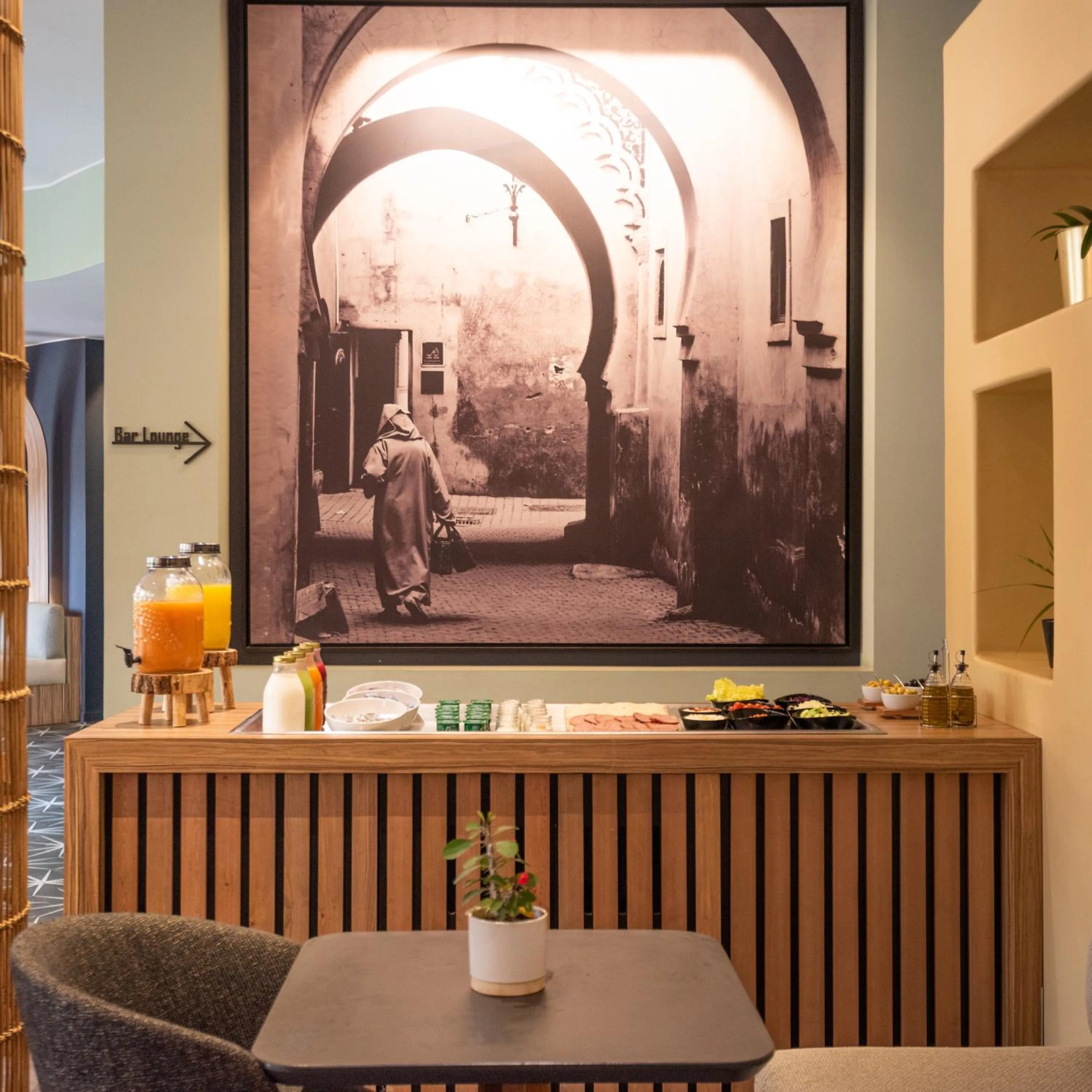 Restaurant/places to eat in Ibis Marrakech Centre Gare