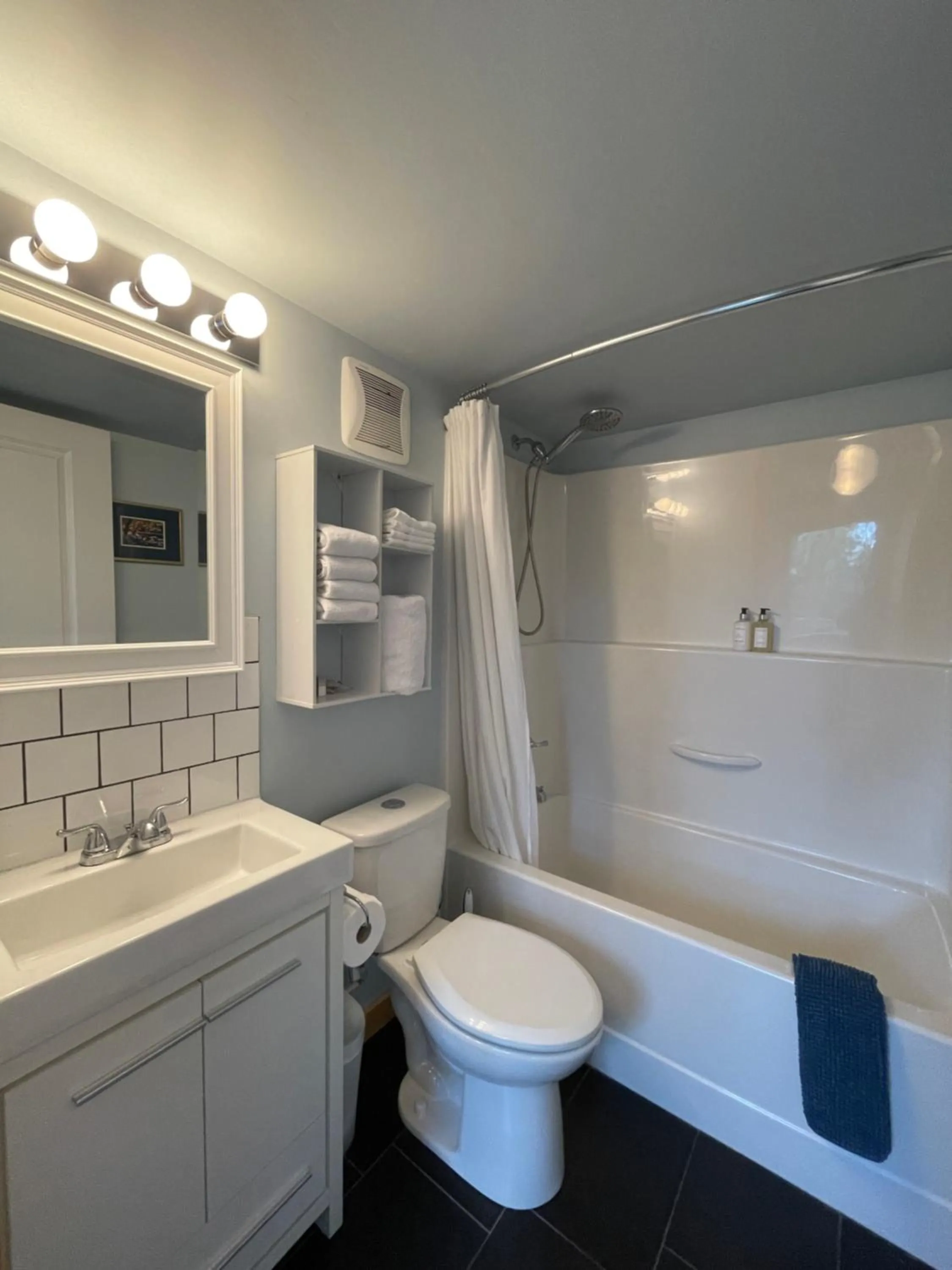 Brown's Beach Guest Suite