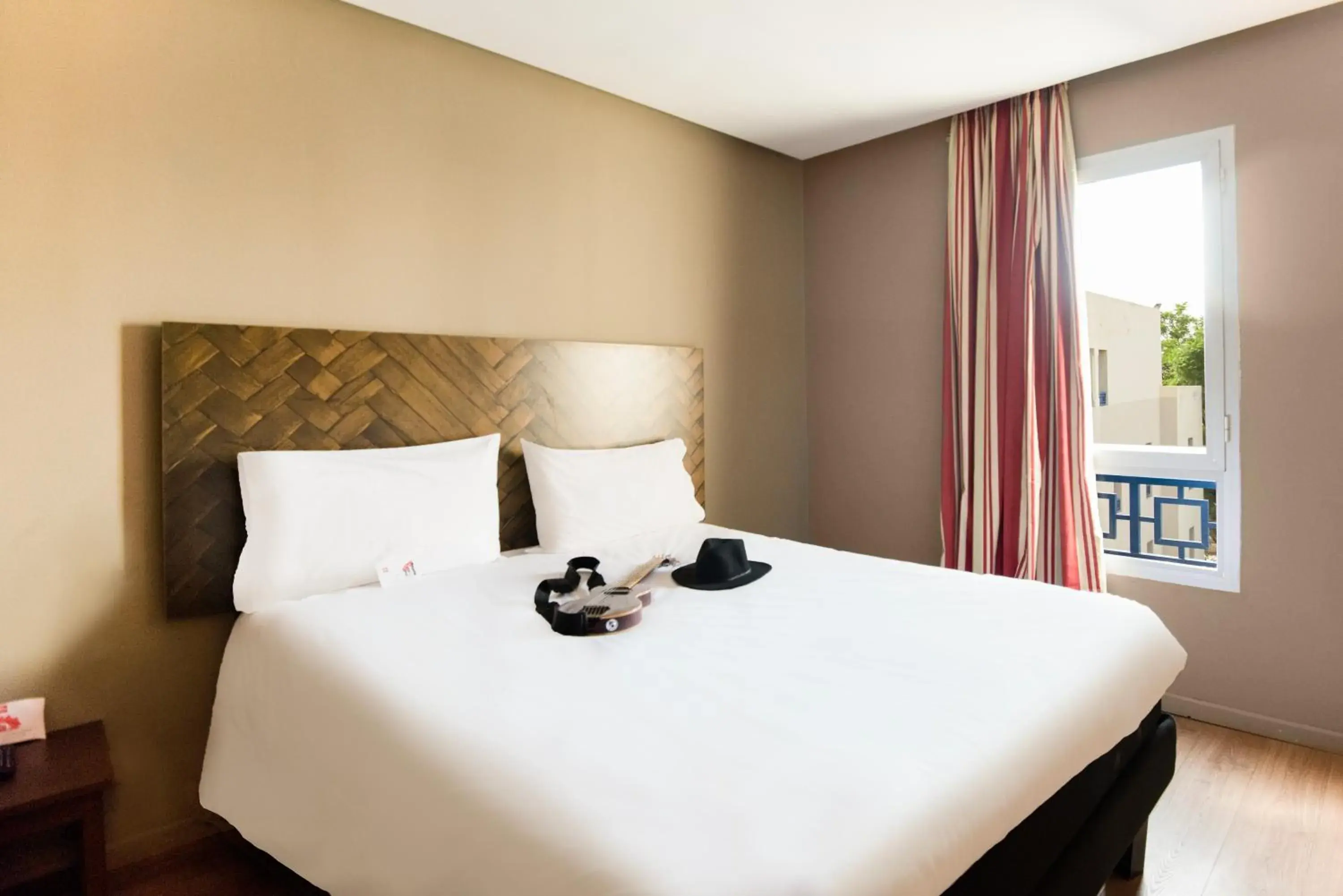 Bedroom, Bed in Ibis Oujda Bedroom, Bed in Ibis Oujda