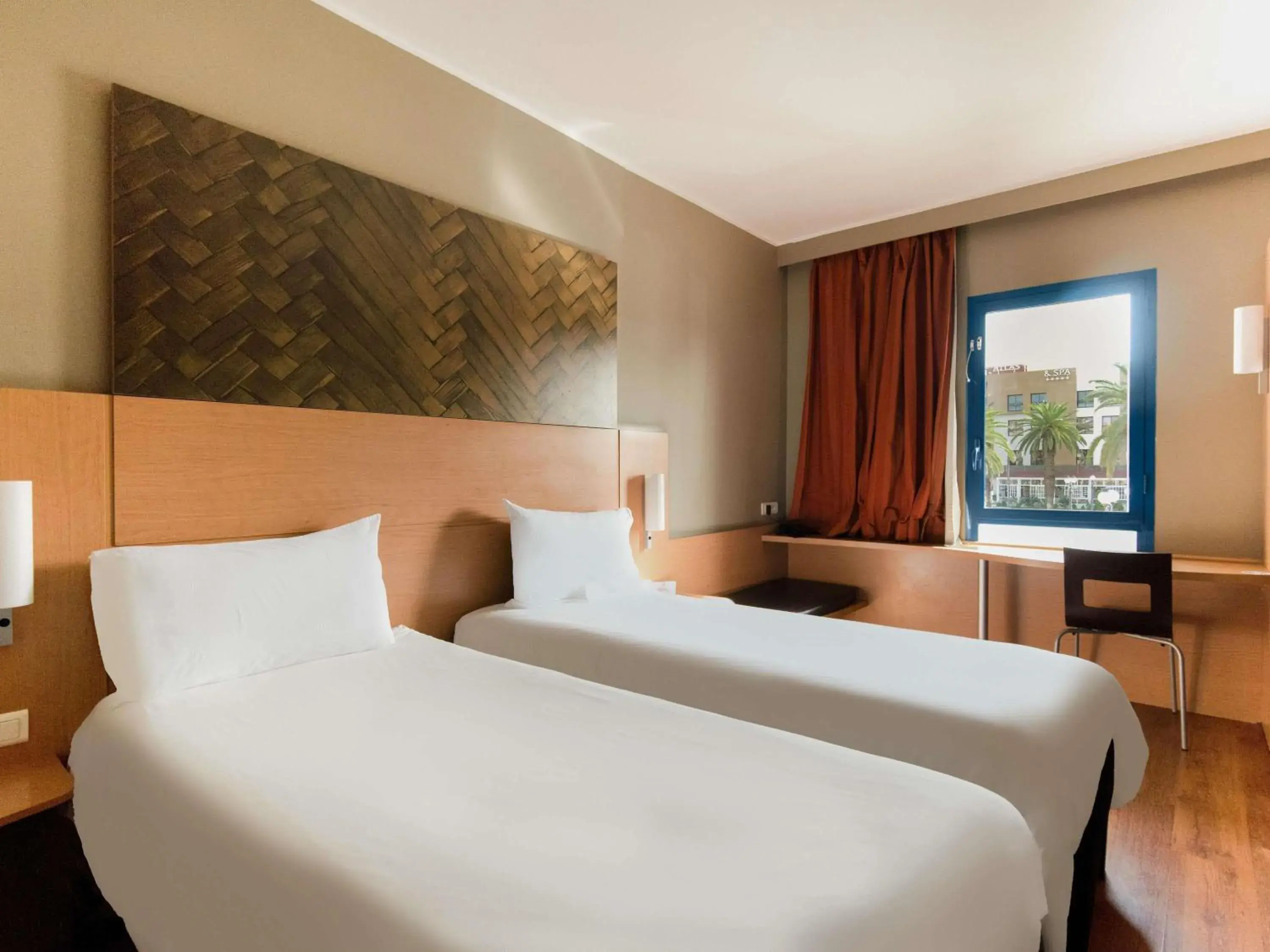 Bedroom, Bed in Ibis Oujda Bedroom, Bed in Ibis Oujda