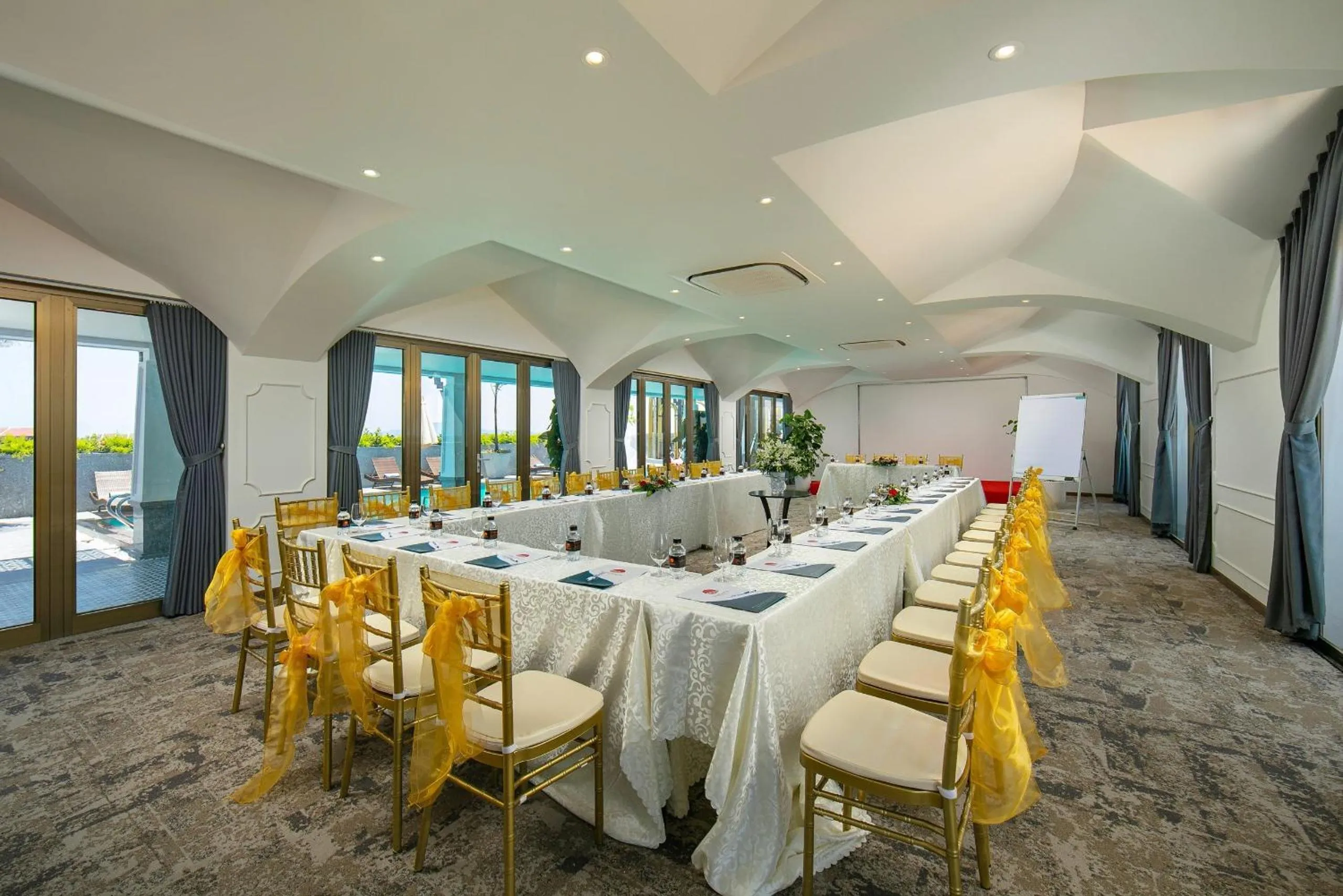 Meeting/conference room in Grand Sunrise Palace Hoi An- A Luxury Indochine Hotel & Spa