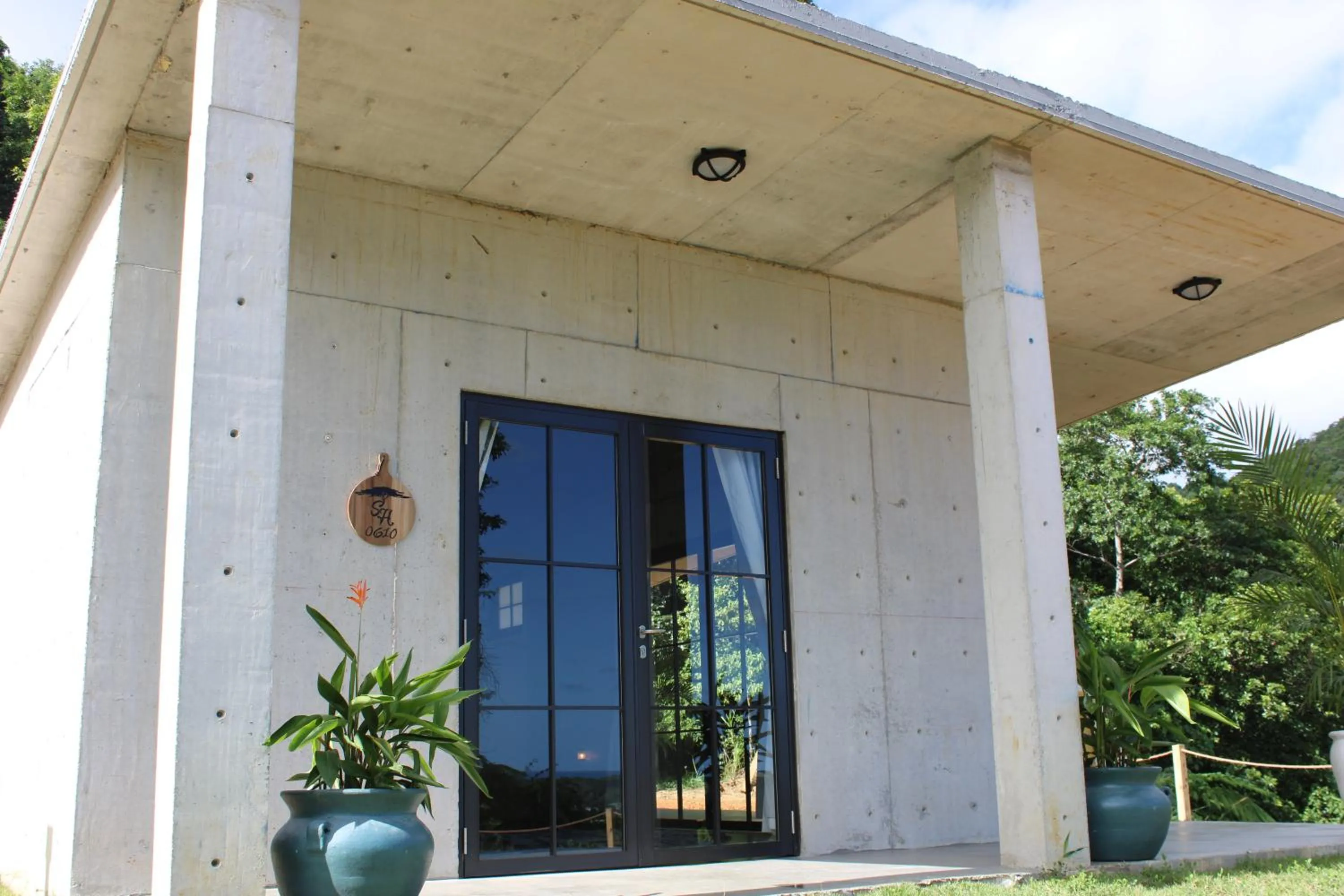 Facade/entrance in The Serene House Bed & Breakfast