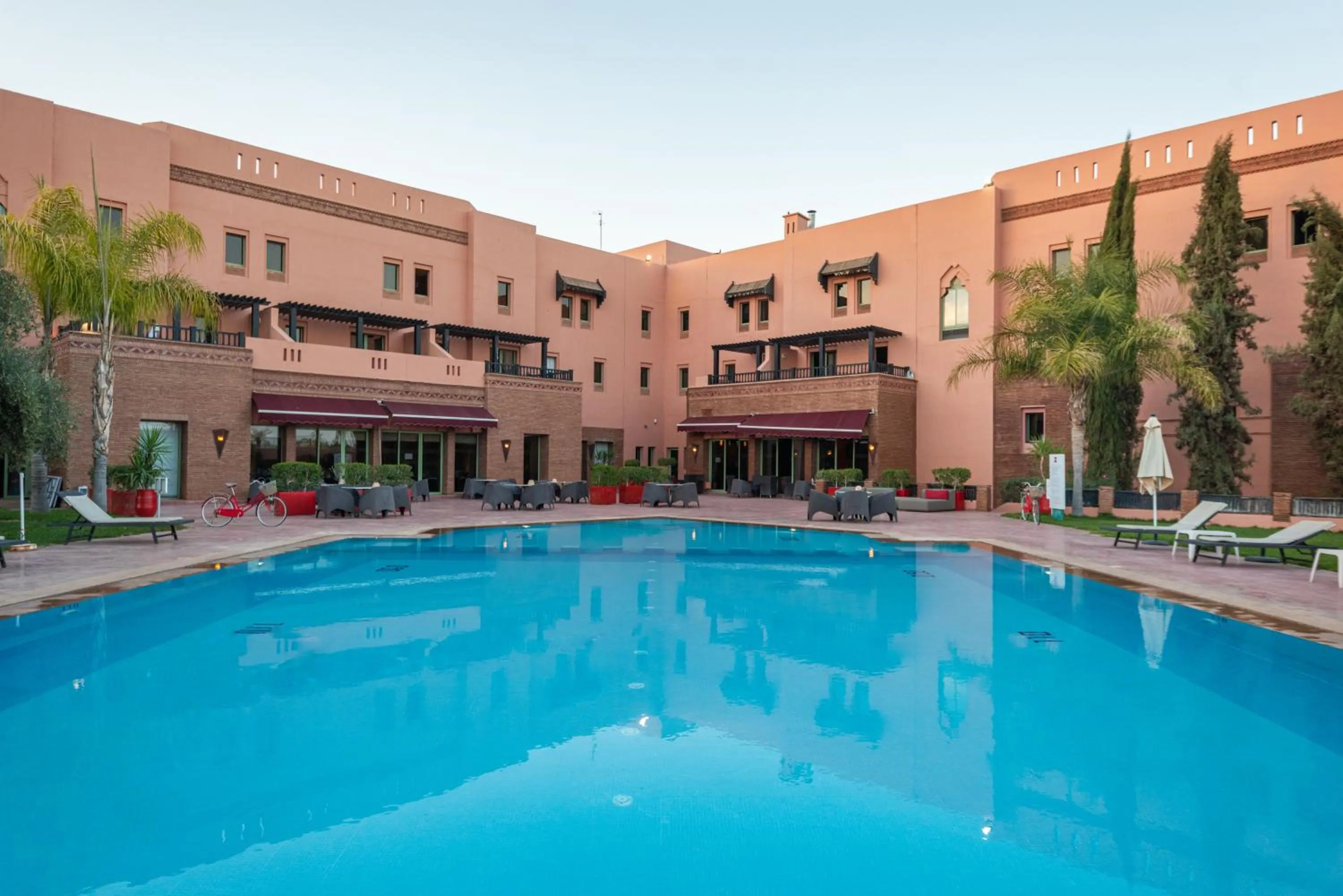 Swimming pool in Ibis Marrakech Palmeraie