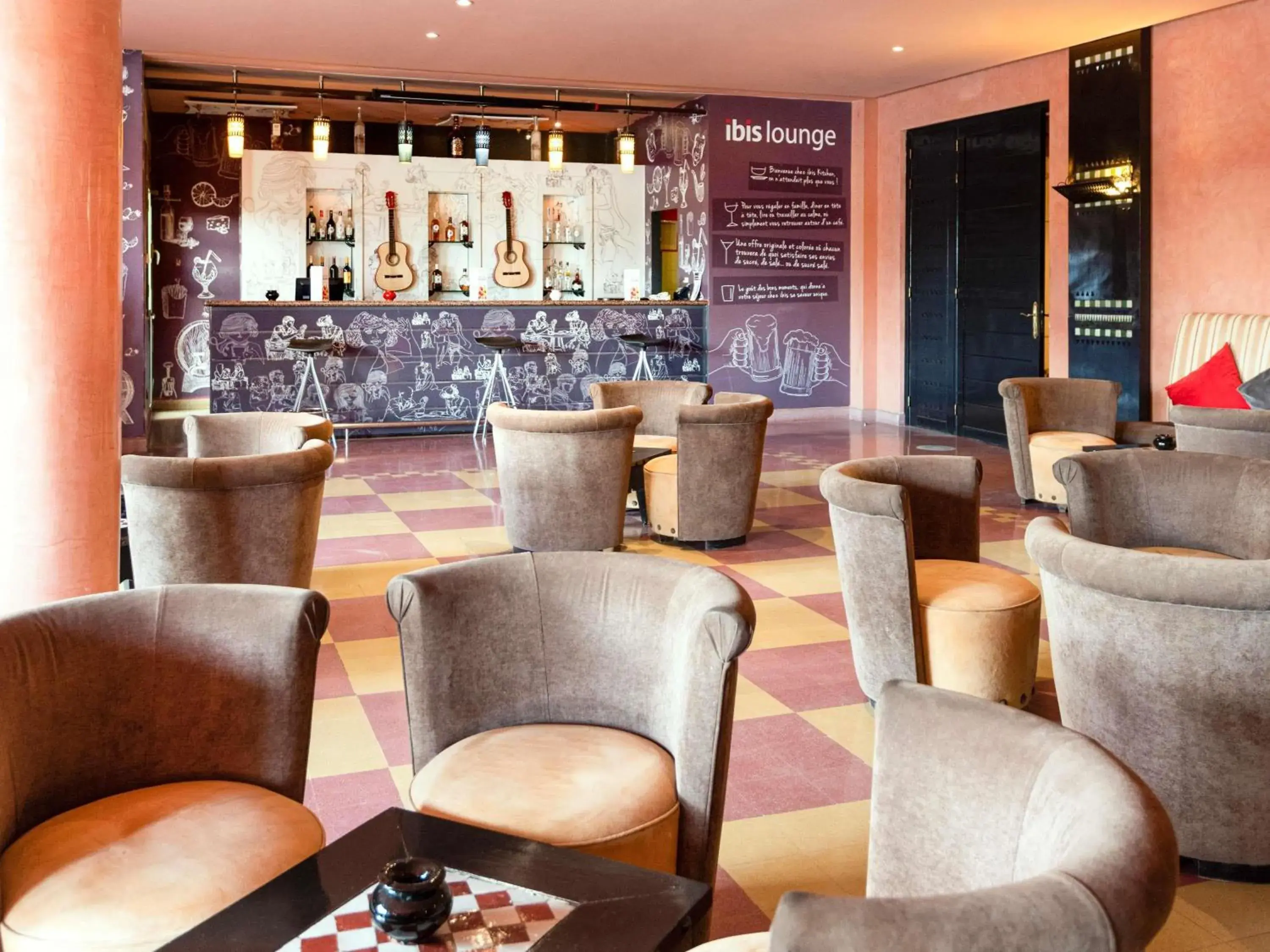 Lounge or bar in Ibis Marrakech Palmeraie Lounge or bar in Ibis Marrakech Palmeraie