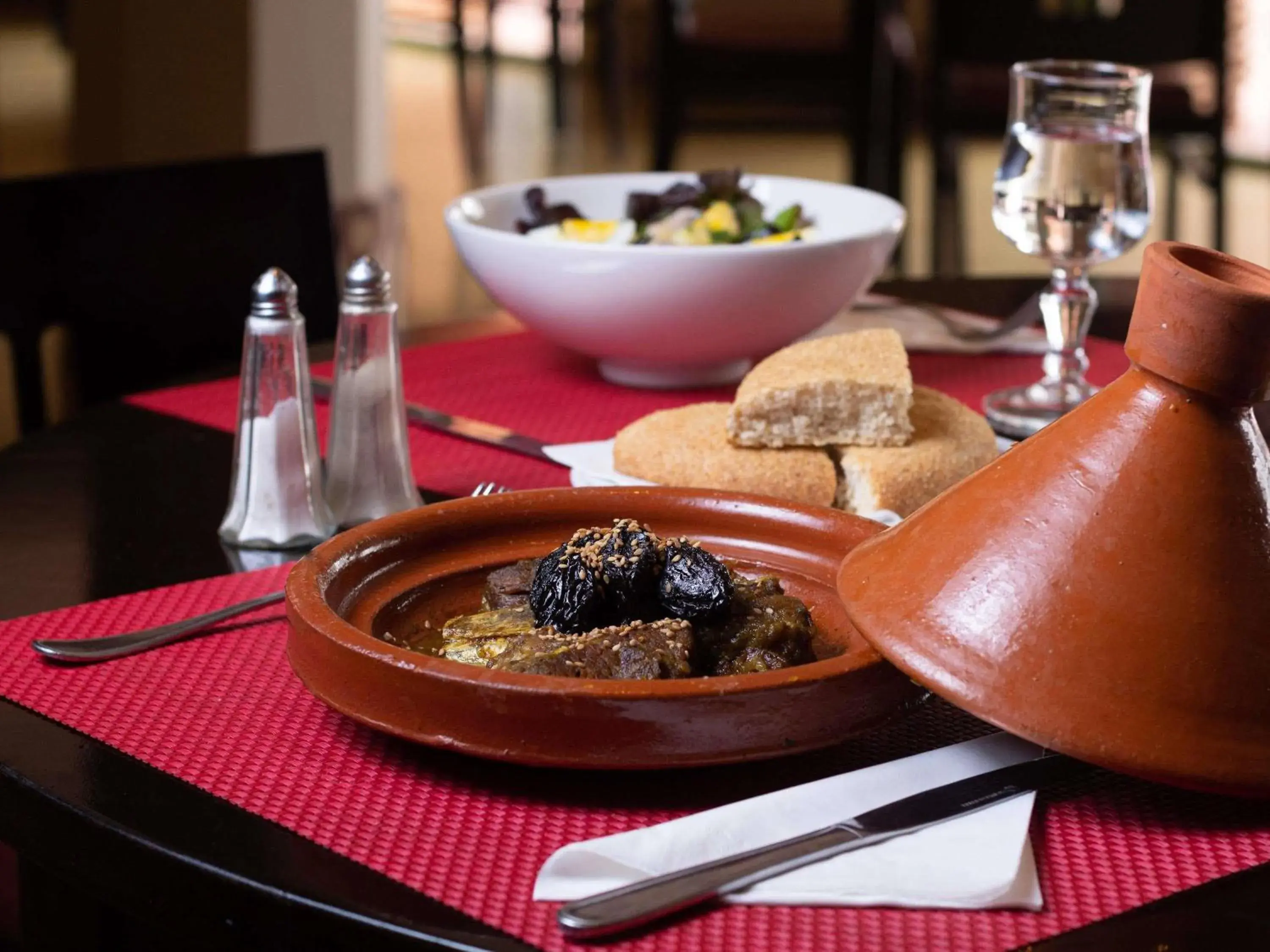 Restaurant/places to eat in Ibis Marrakech Palmeraie Restaurant/places to eat in Ibis Marrakech Palmeraie