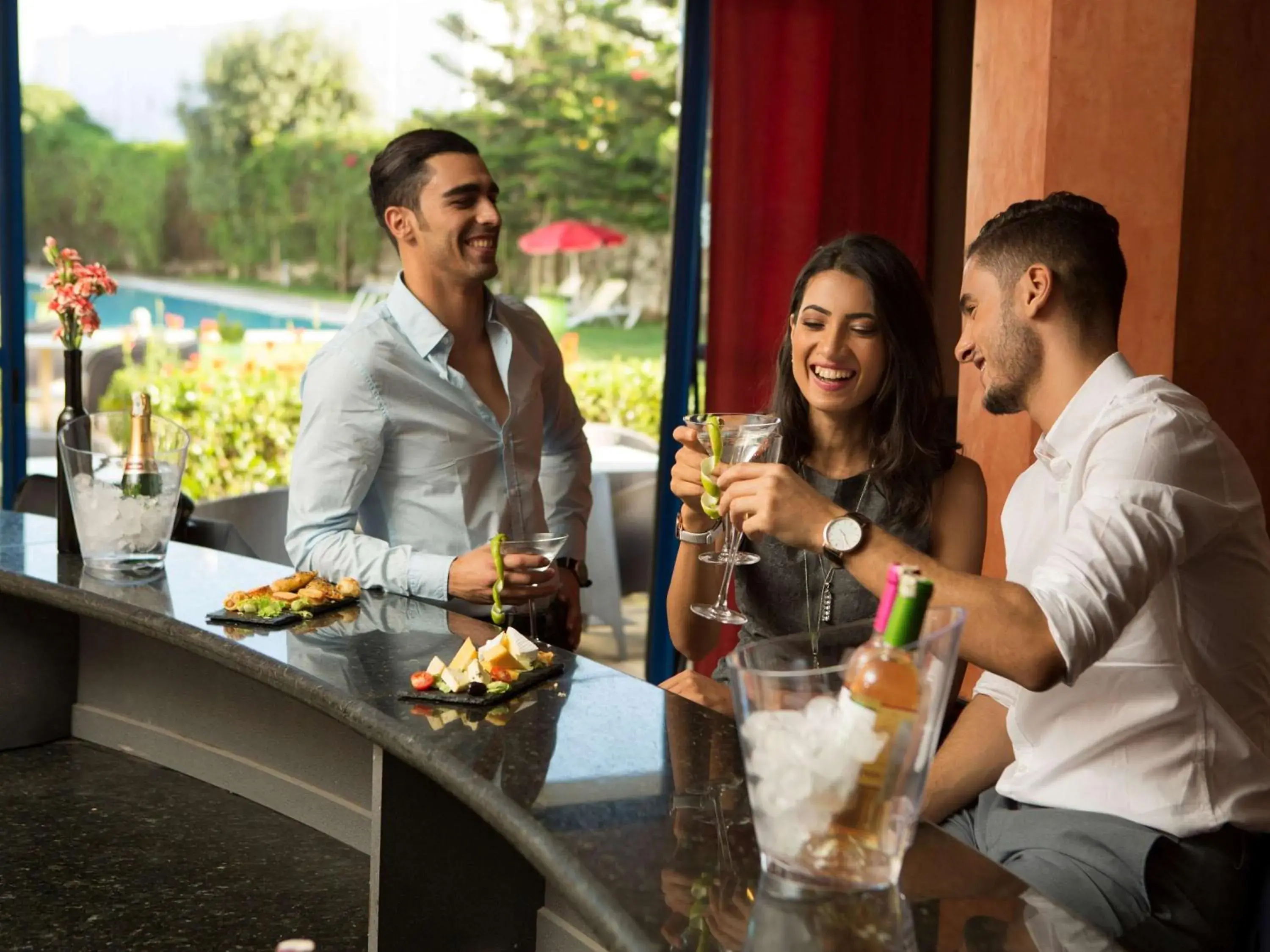 Lounge or bar in Ibis Marrakech Palmeraie Lounge or bar in Ibis Marrakech Palmeraie