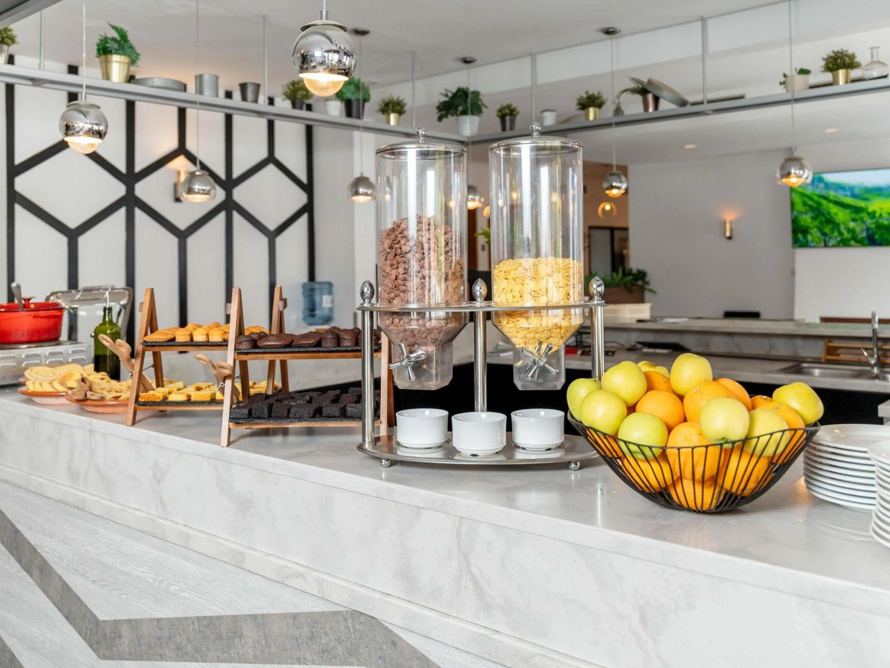 Restaurant/places to eat in Ibis Meknès