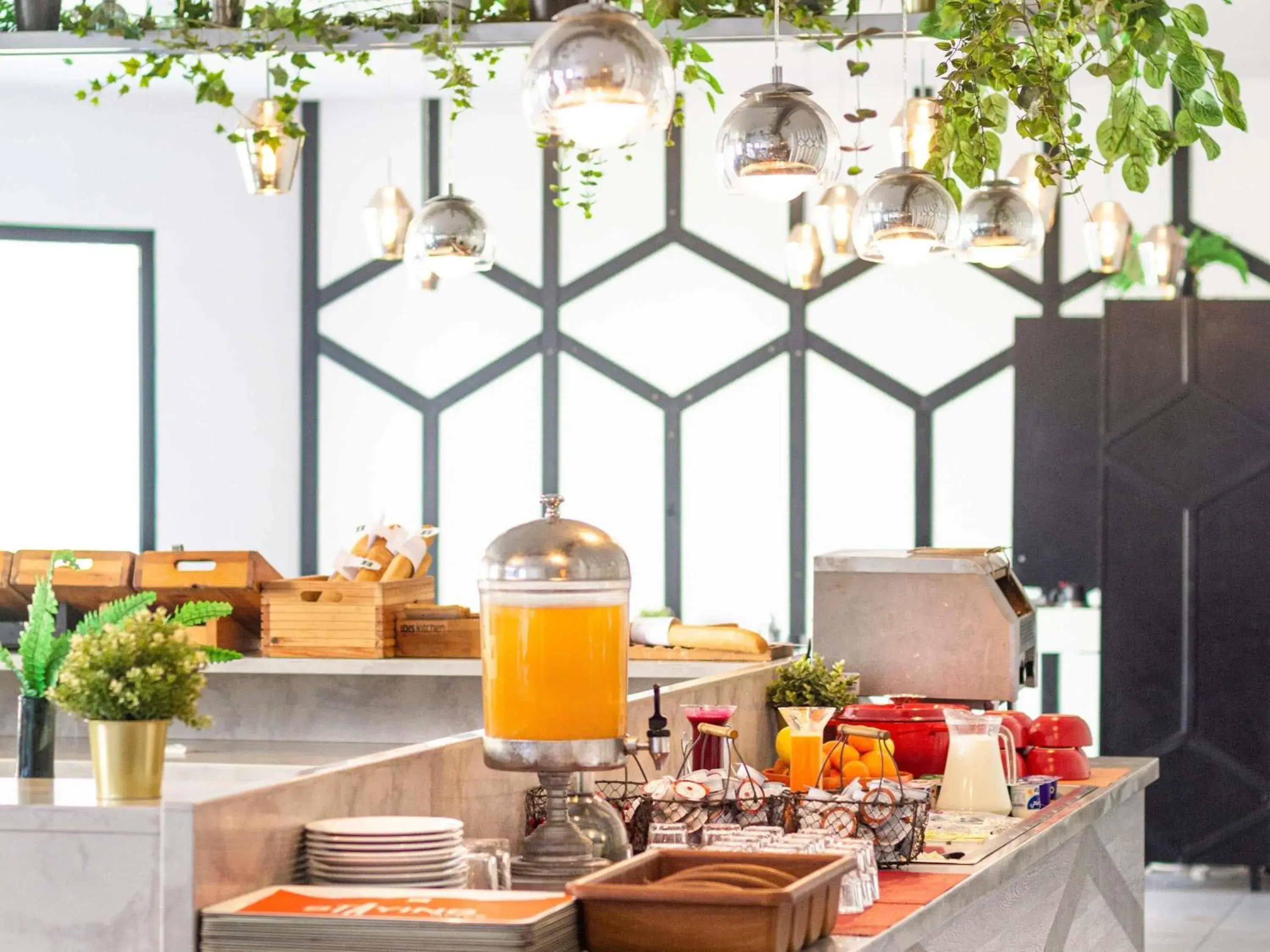 Restaurant/places to eat in Ibis Meknès Restaurant/places to eat in Ibis Meknès