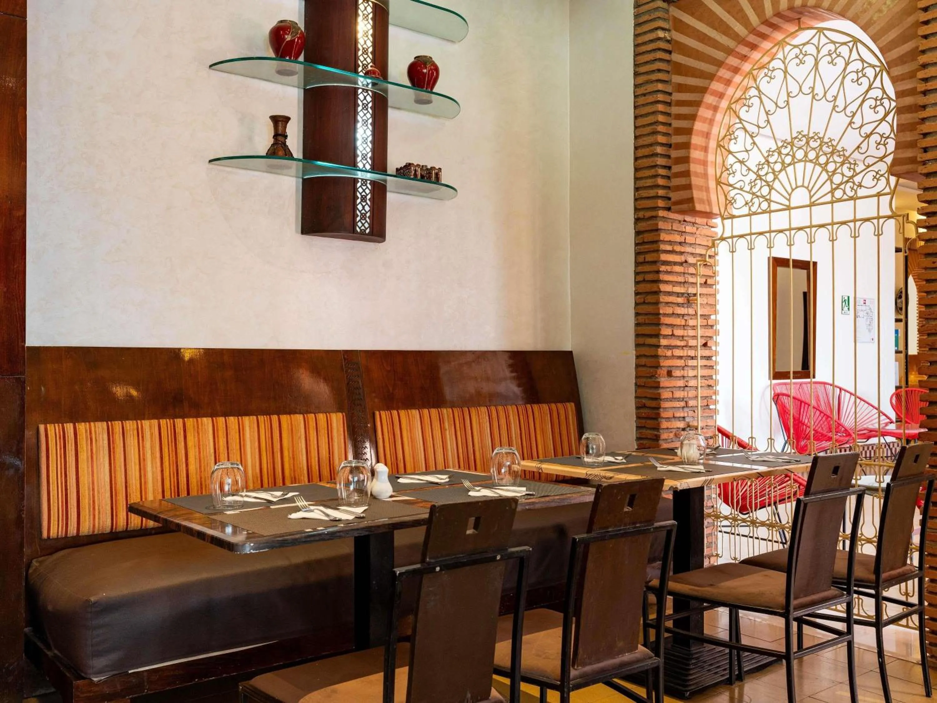 Restaurant/places to eat in Ibis Ouarzazate Centre