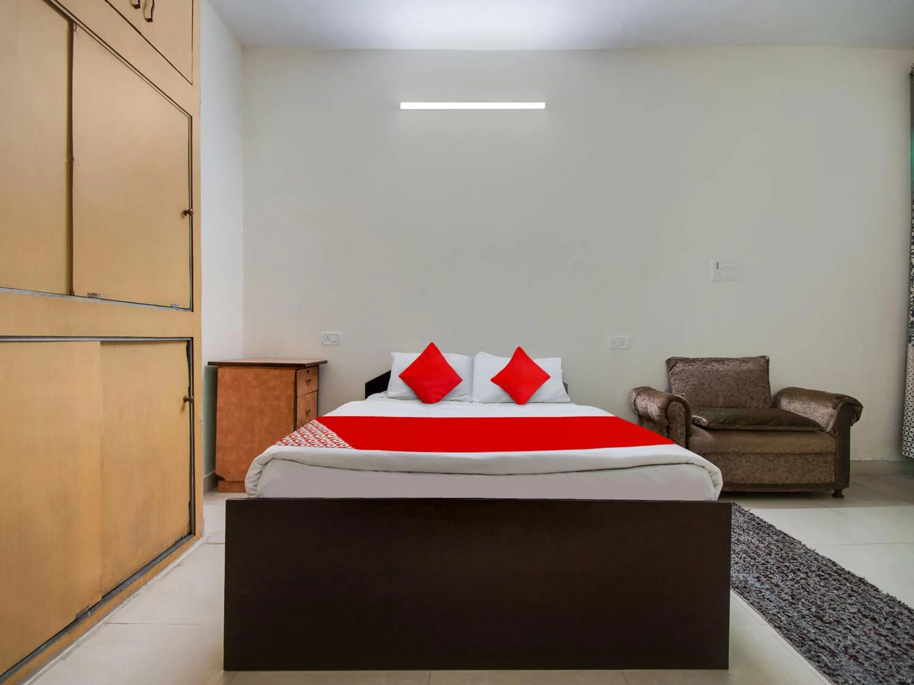 Hotel O D R Guest Inn