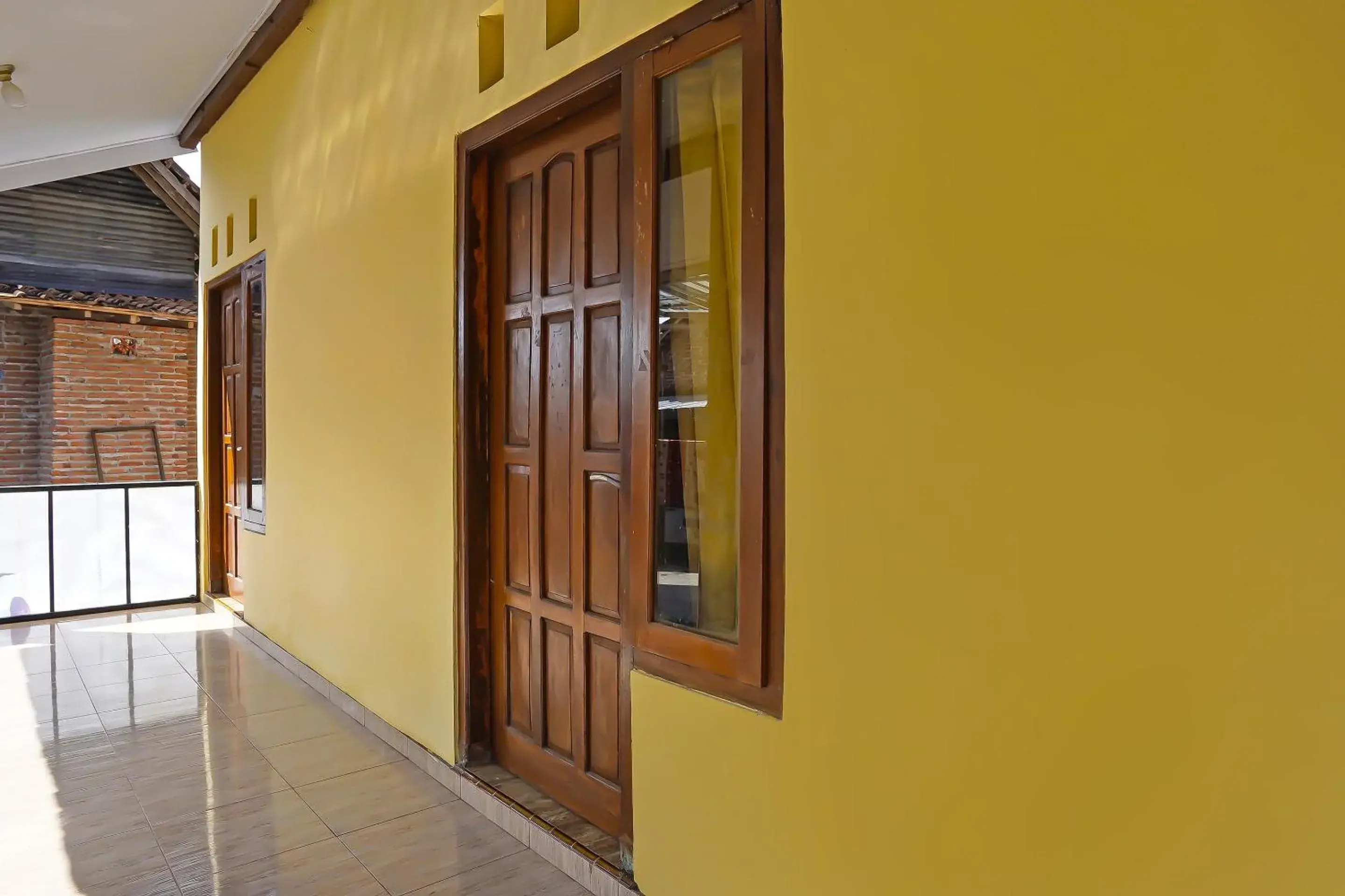 Lobby or reception in Hotel O Sobat Ijen Traveller Homestay Lobby or reception in Hotel O Sobat Ijen Traveller Homestay