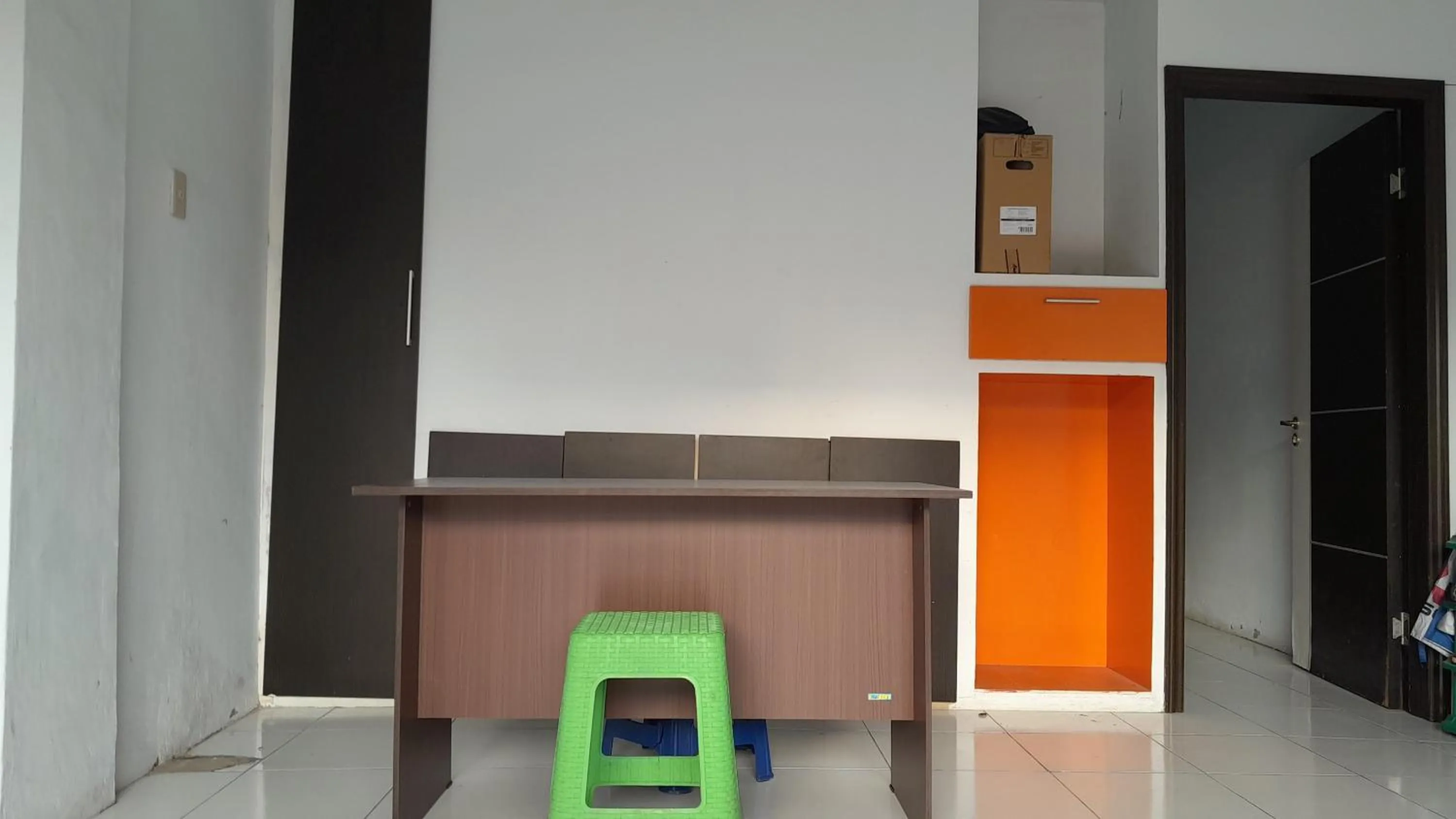 Lobby or reception in SPOT ON 92481 Modena Homestay Syariah Near SD Negeri