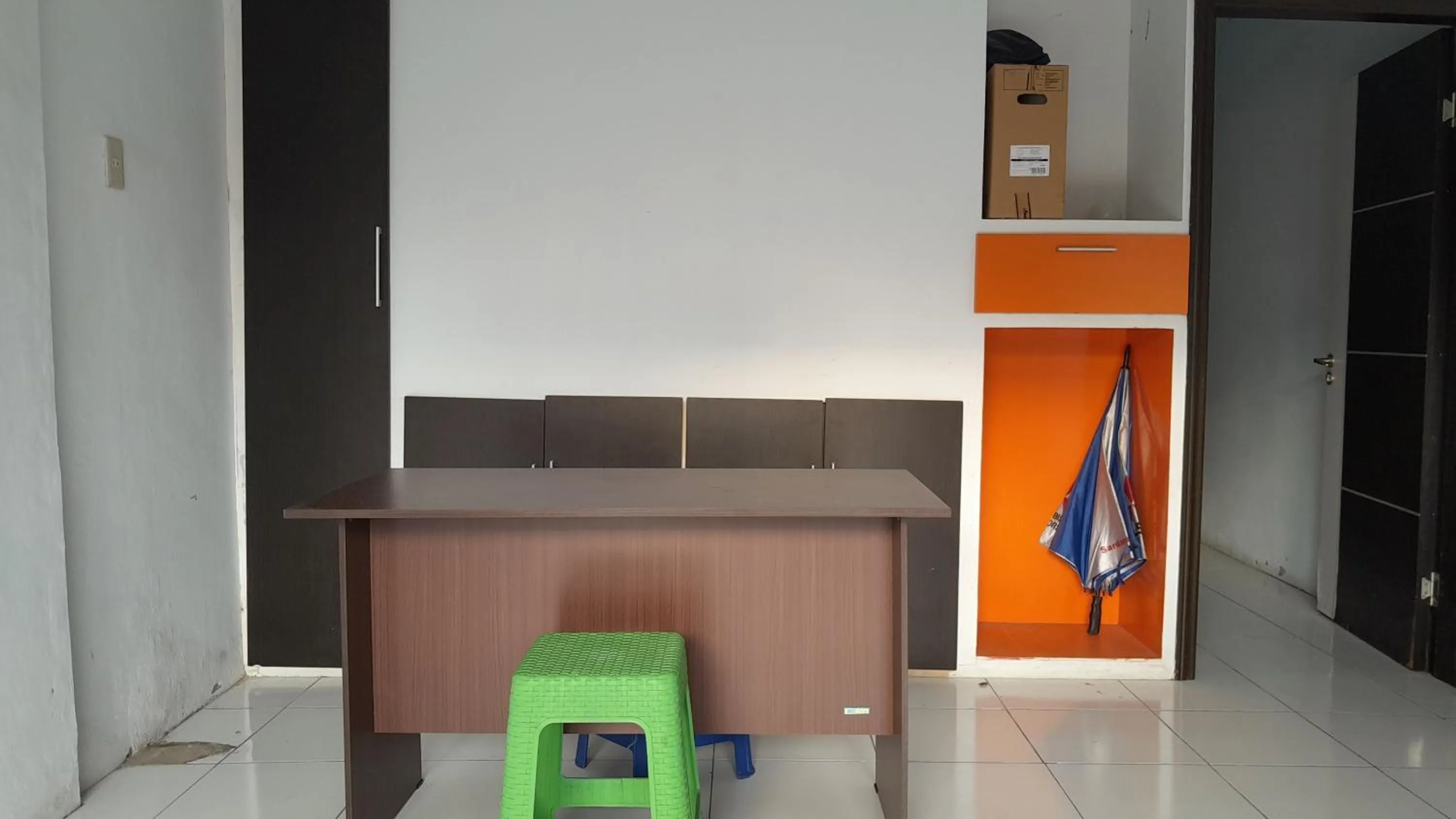 Lobby or reception in SPOT ON 92481 Modena Homestay Syariah Near SD Negeri